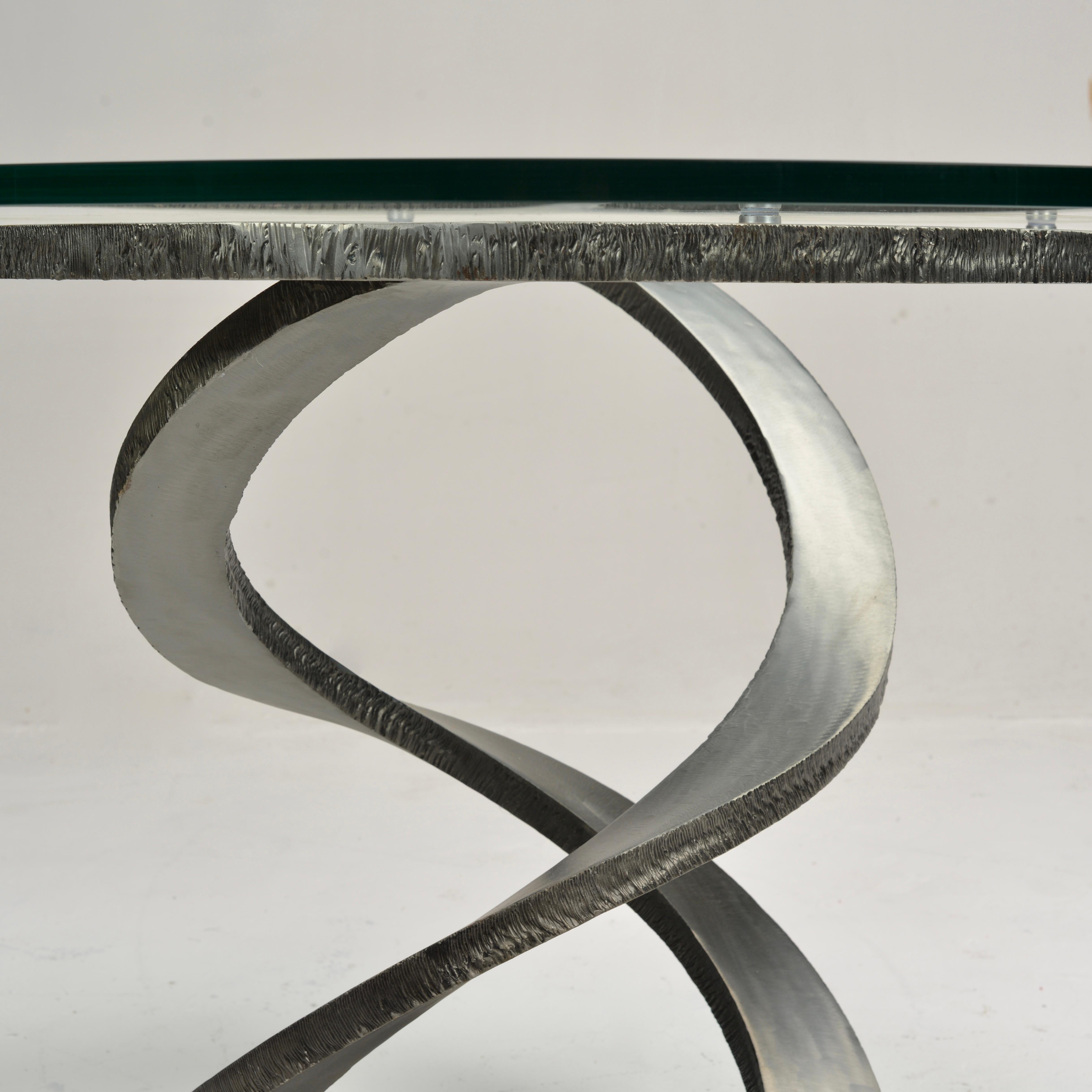 Moderne Table à manger  « Iron Flower » de Maurice Barilone, Roche Bobois ED. en vente
