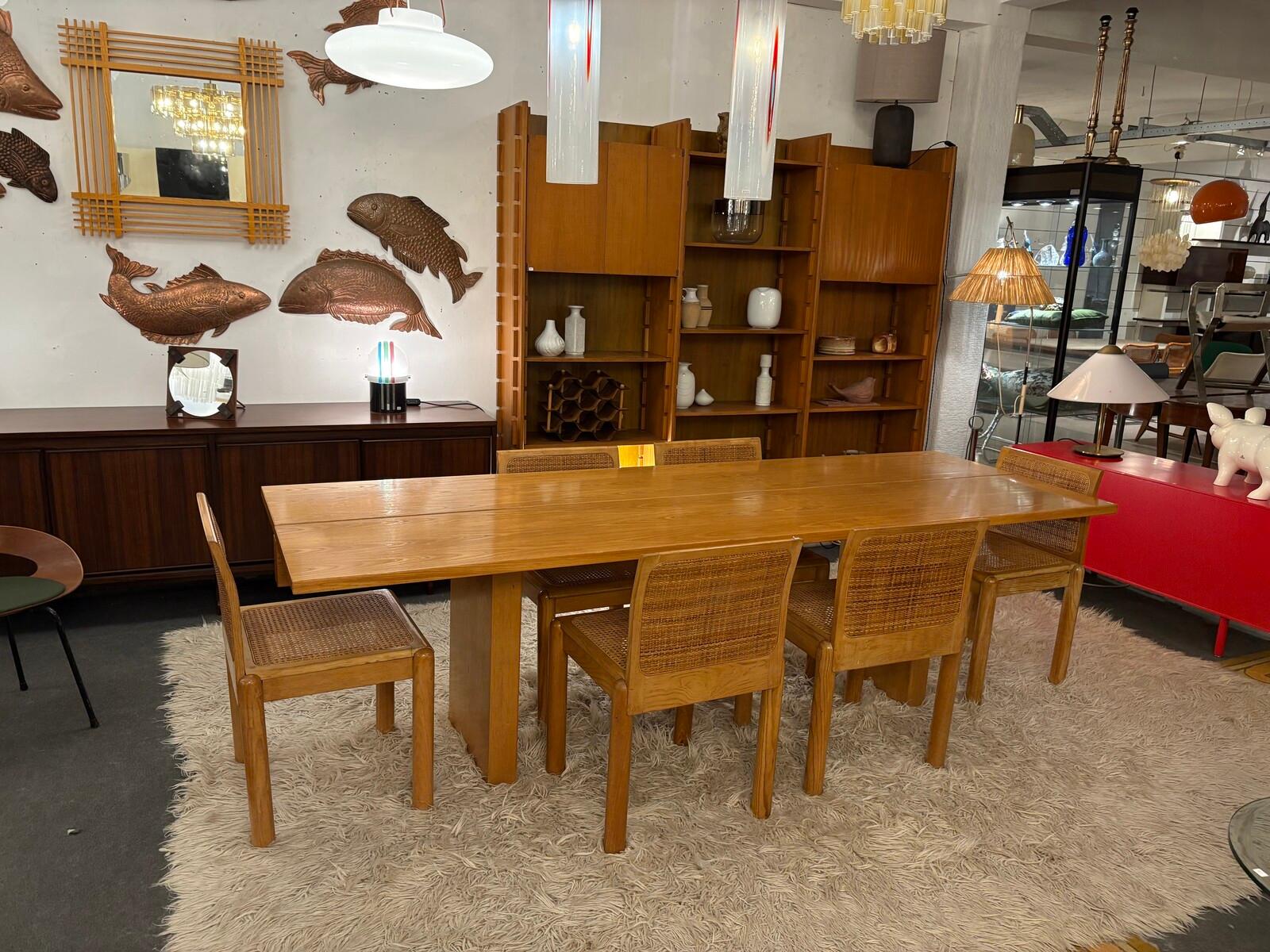 Mid-Century Modern Dining Table 