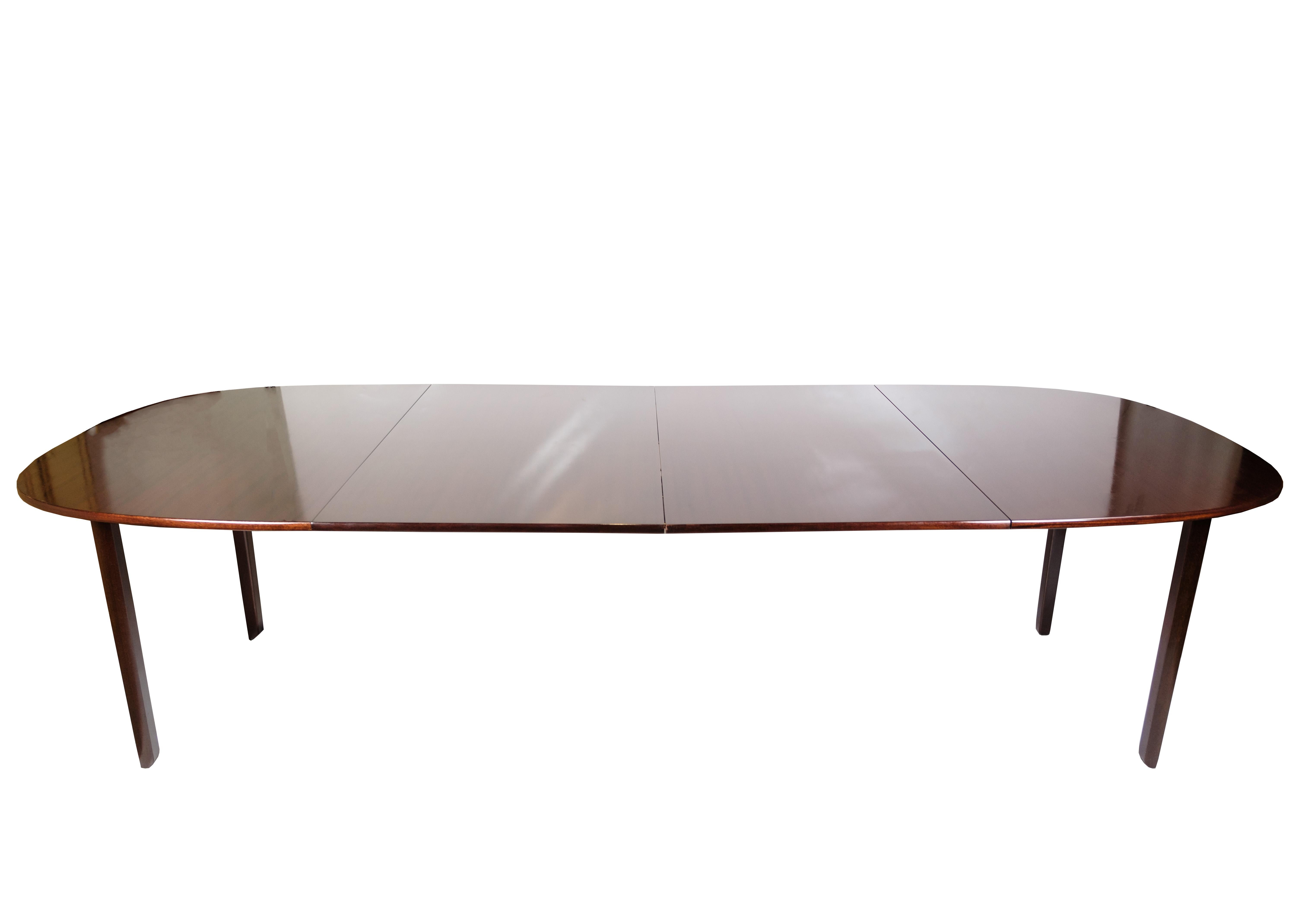Dining Table Made In Mahogany By Ole Wanscher For P. Jeppesen From 1960s For Sale 9
