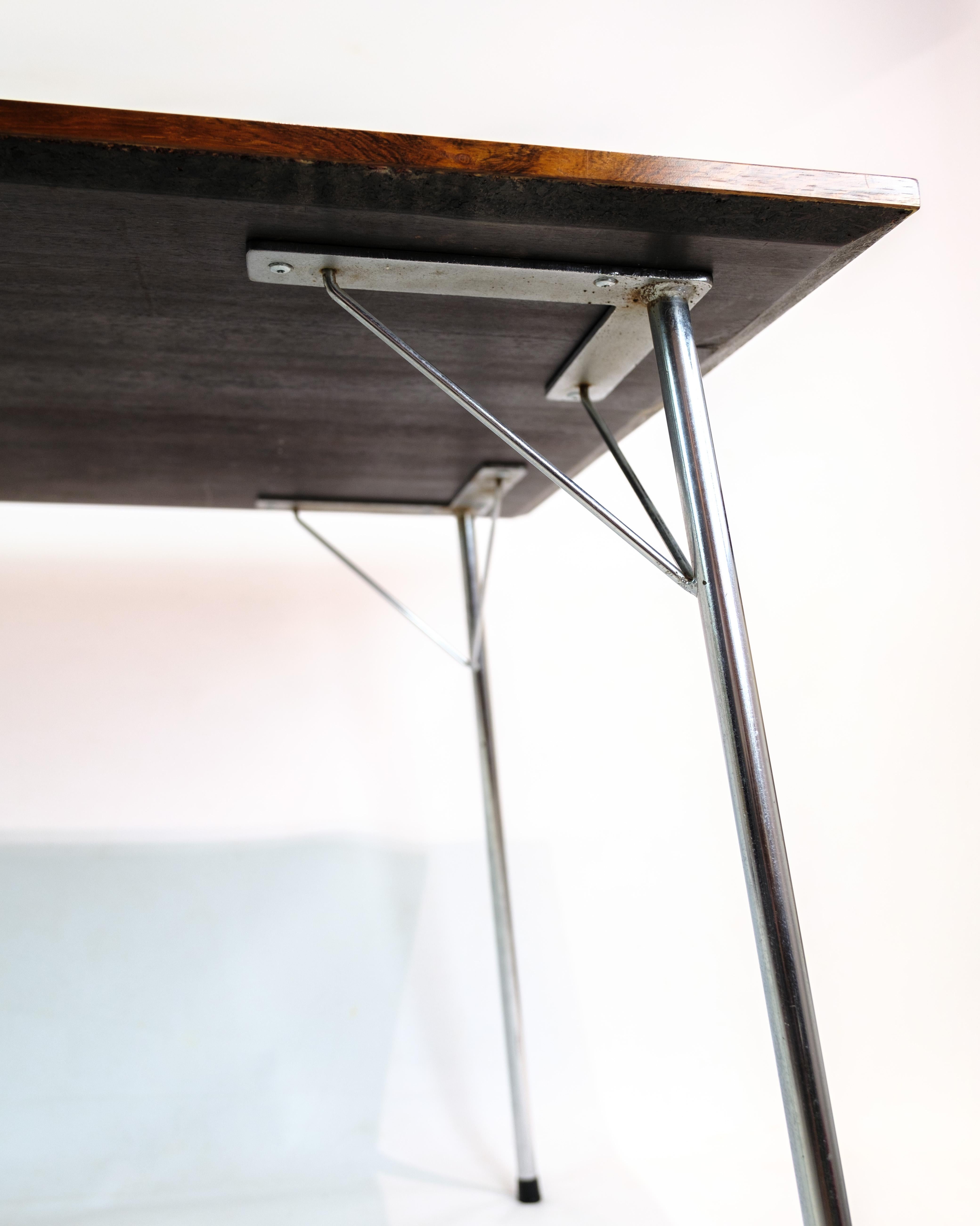 Mesa de comedor de palisandro realizada por Arne Jacobsen para Fritz Hansen en los años 60 en venta 2