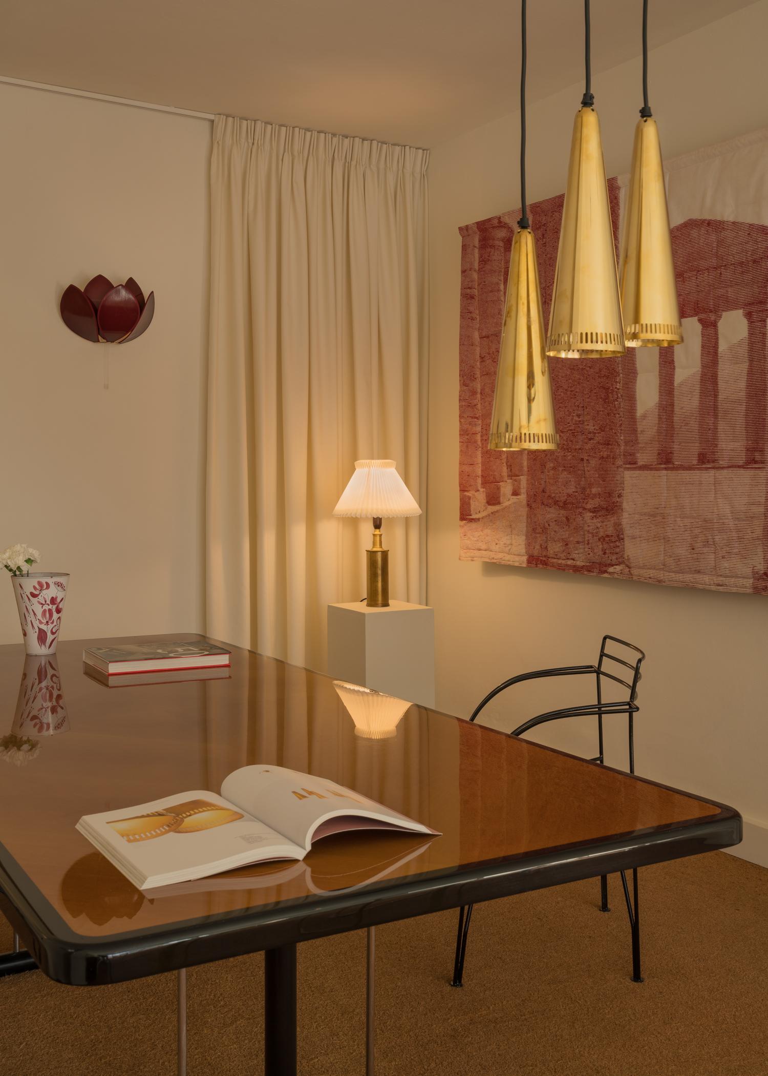 Table de salle à manger fabriquée par Simon Gavina, Italie, années 1970 en vente 6