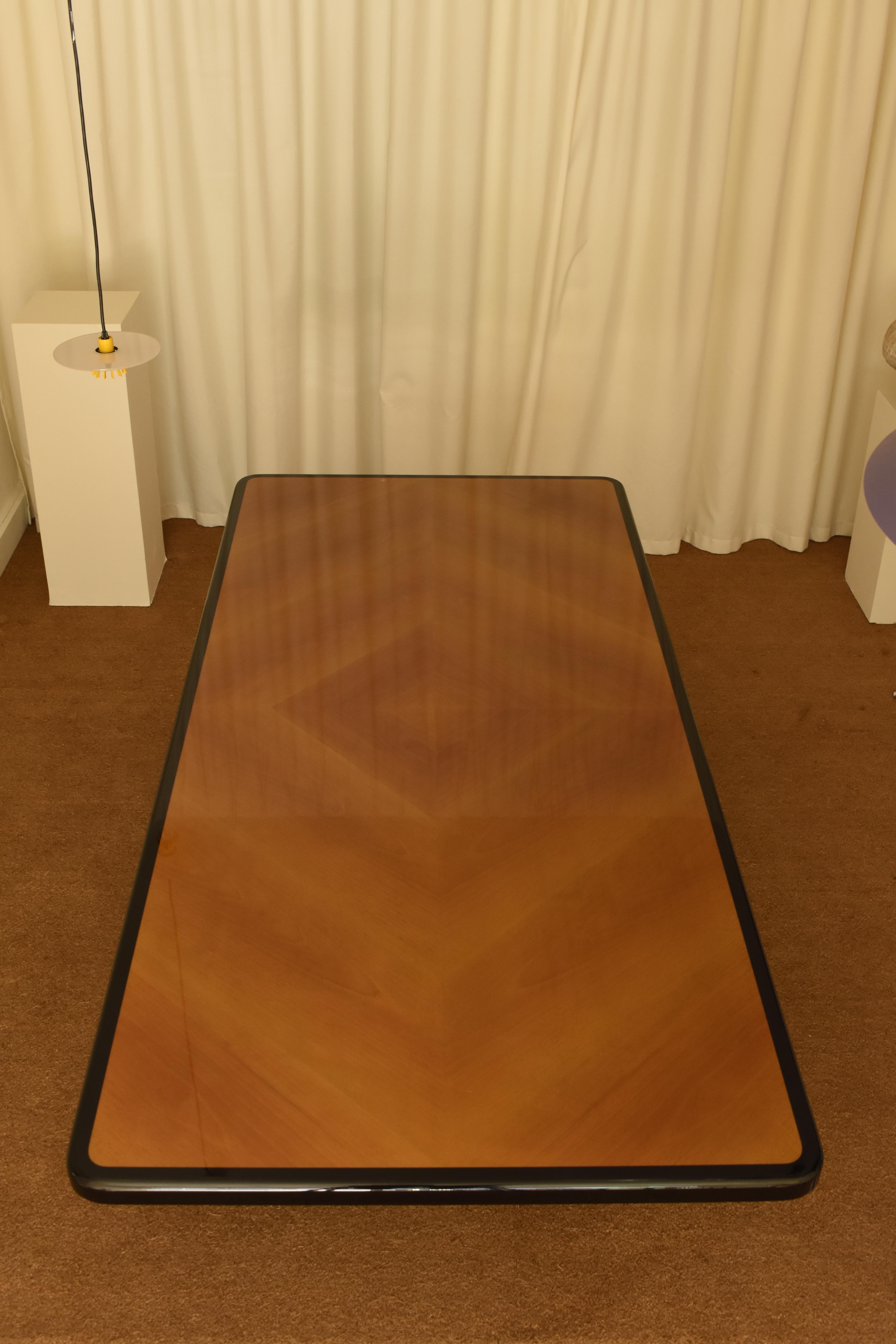 Bois Table de salle à manger fabriquée par Simon Gavina, Italie, années 1970 en vente