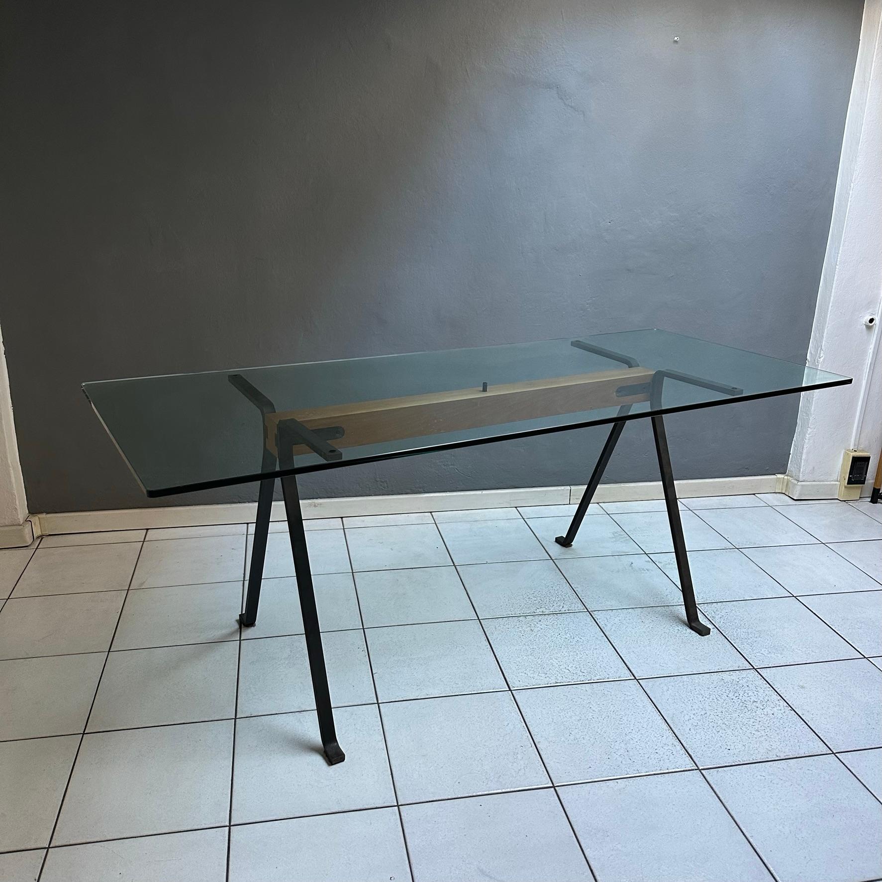 Mid-Century Modern Dining table mod. Frate, designed by Enzo Mari in 1973 produced by Driade For Sale