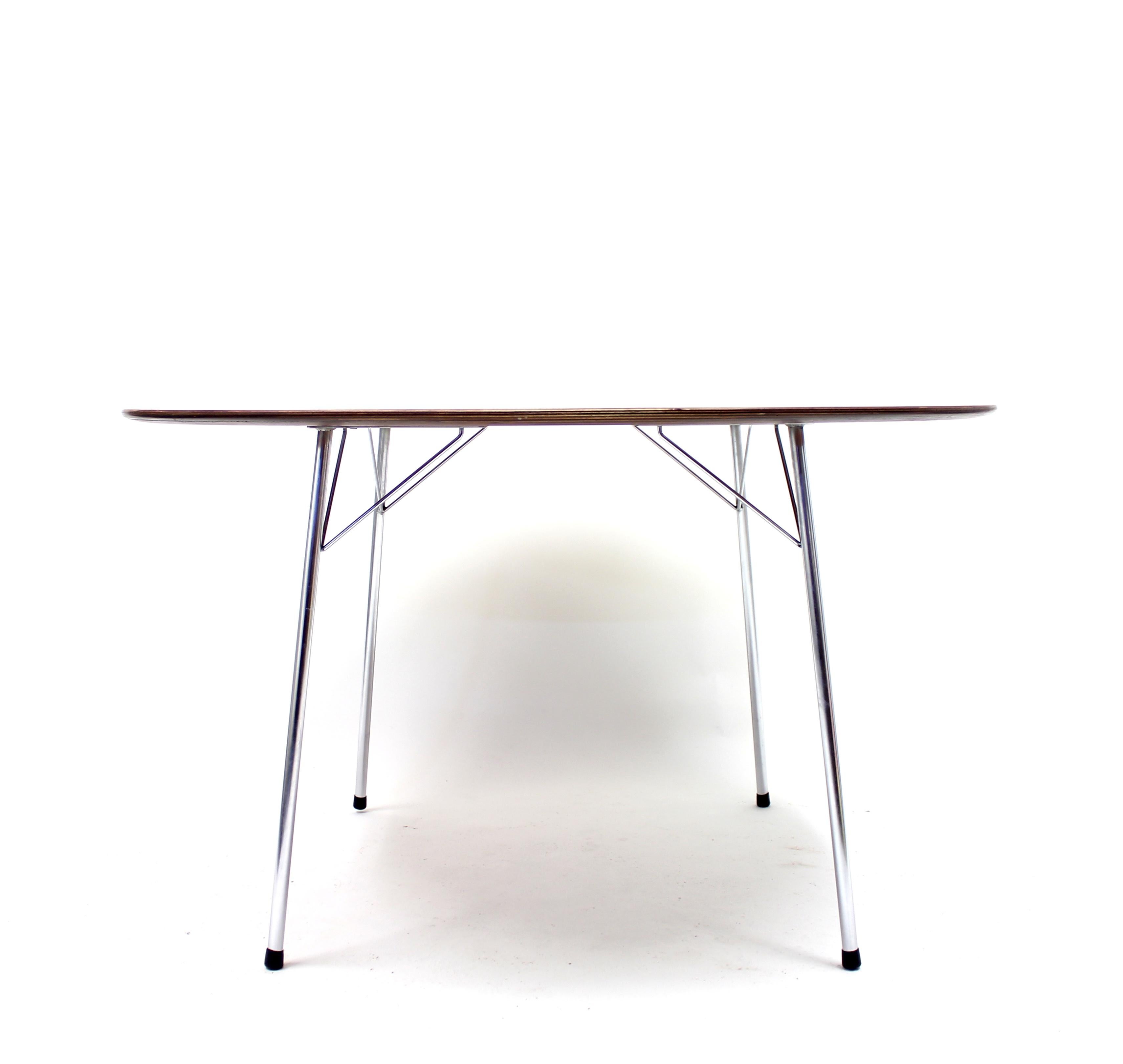 Esstisch Modell 3600 von Arne Jacobsen für Fritz Hansen:: 1960er Jahre (Chrom)