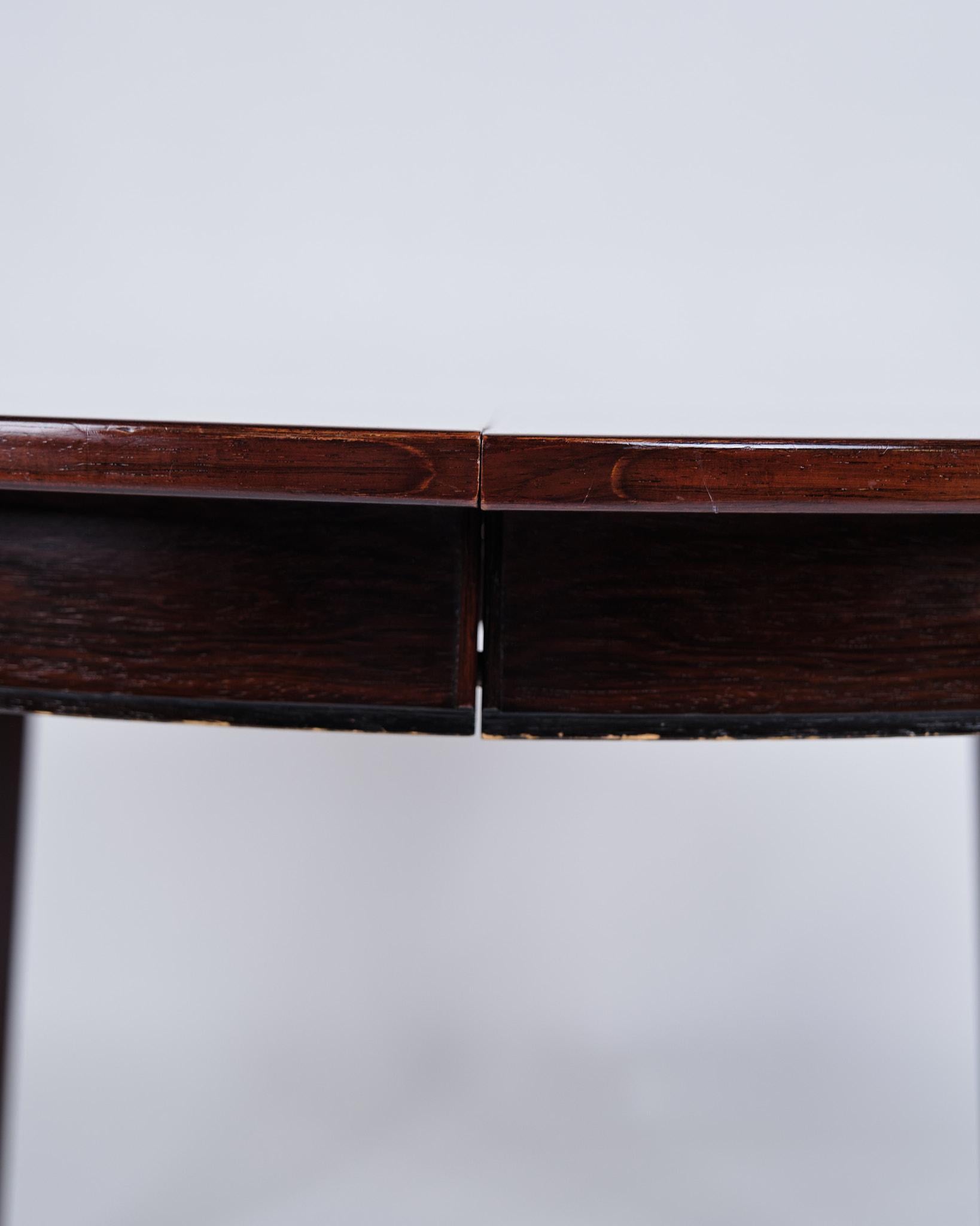 Table de salle à manger Model No 55 en bois de rose par Omann Junior des années 1960 Bon état - En vente à Lejre, DK