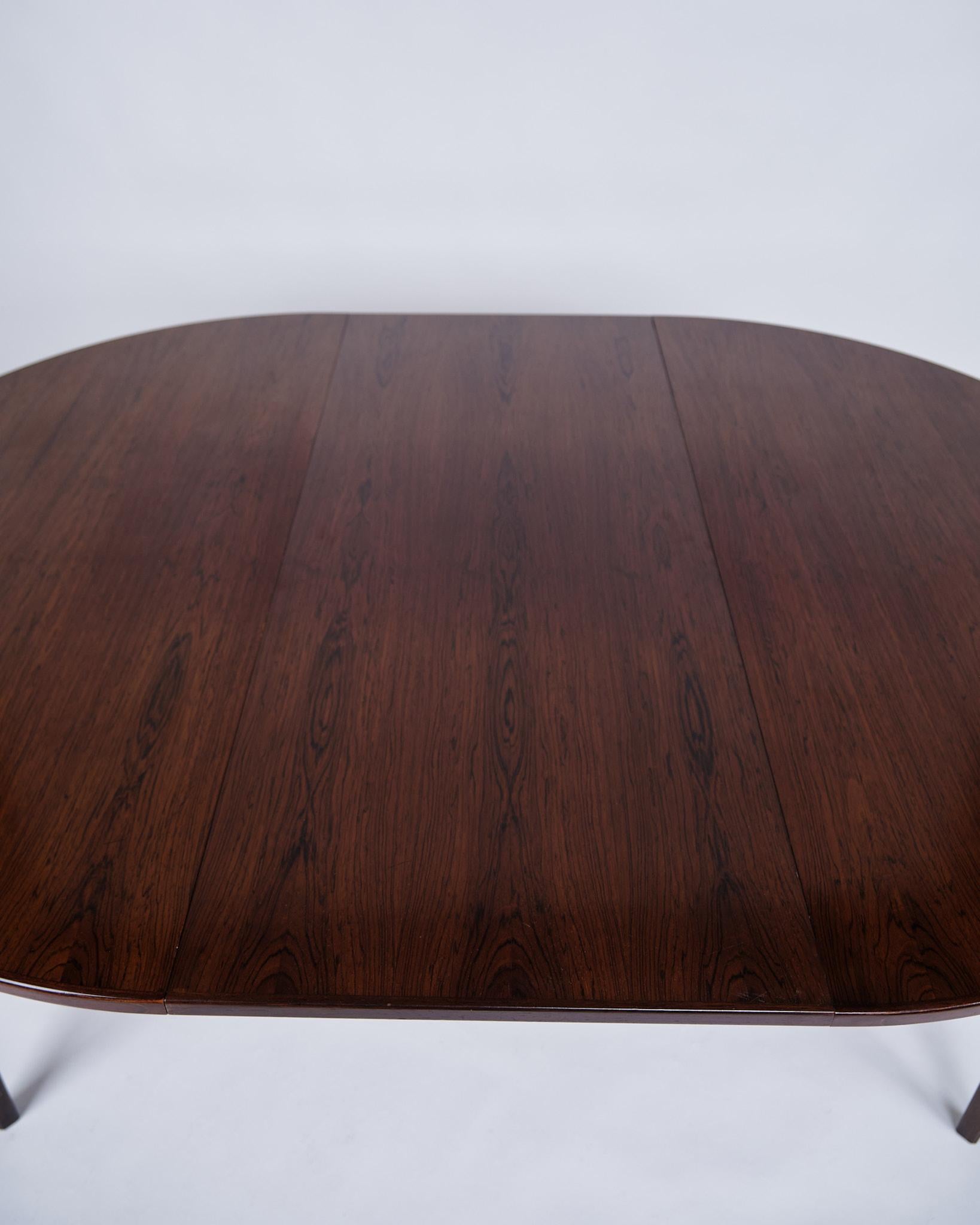 Table de salle à manger Model No 55 en bois de rose par Omann Junior des années 1960 en vente 1