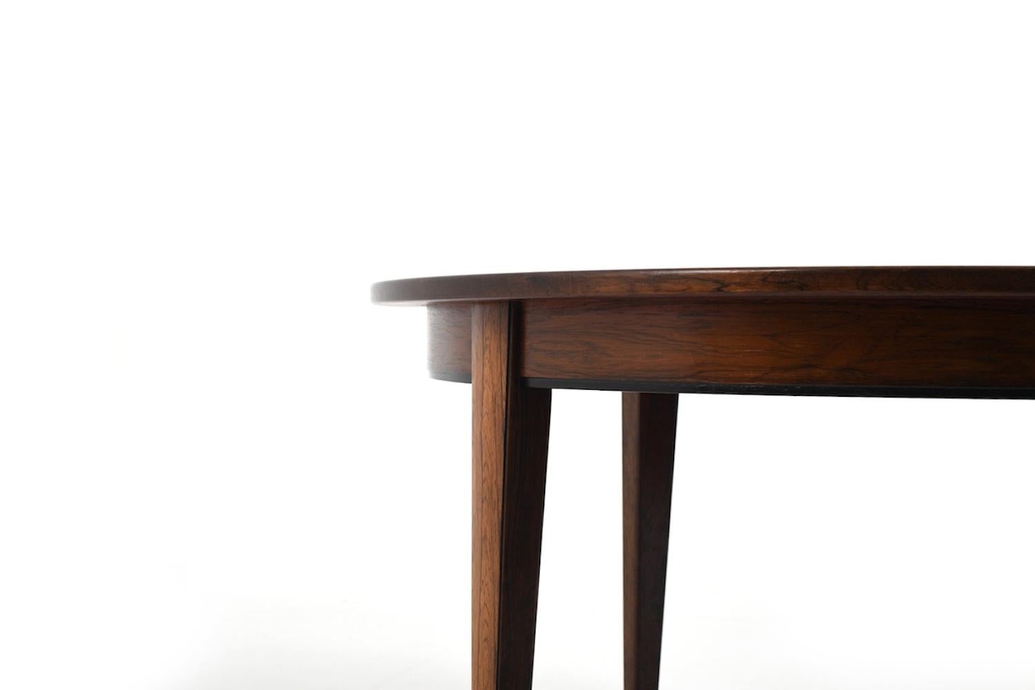 Table de salle à manger Model No. 55 by Omann Jun. Møbelfabrik en vente 1