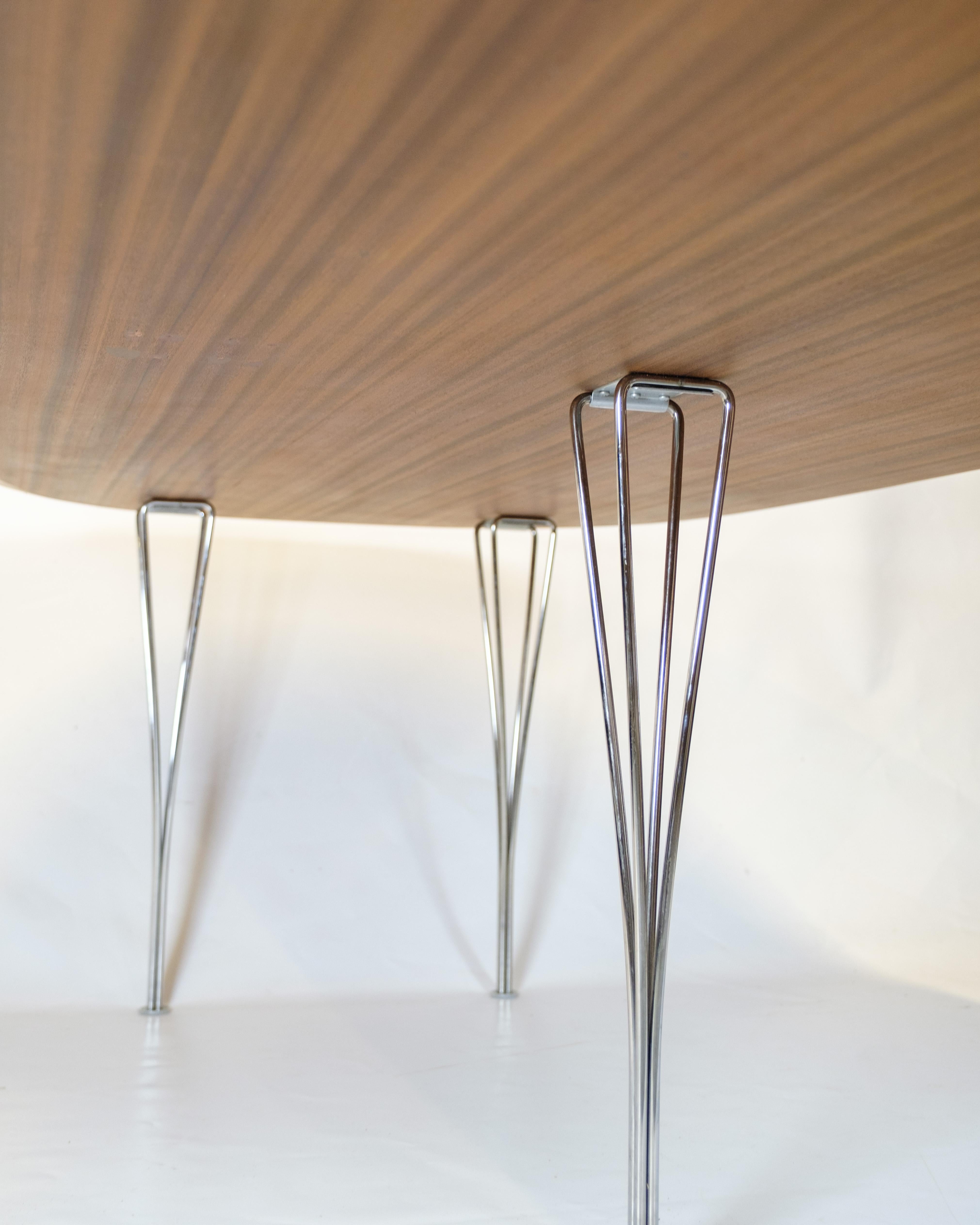 Mesa de comedor Modelo Superellipse En Roble Y Con Borde De Aluminio Por Bruno Mathsson en venta 4