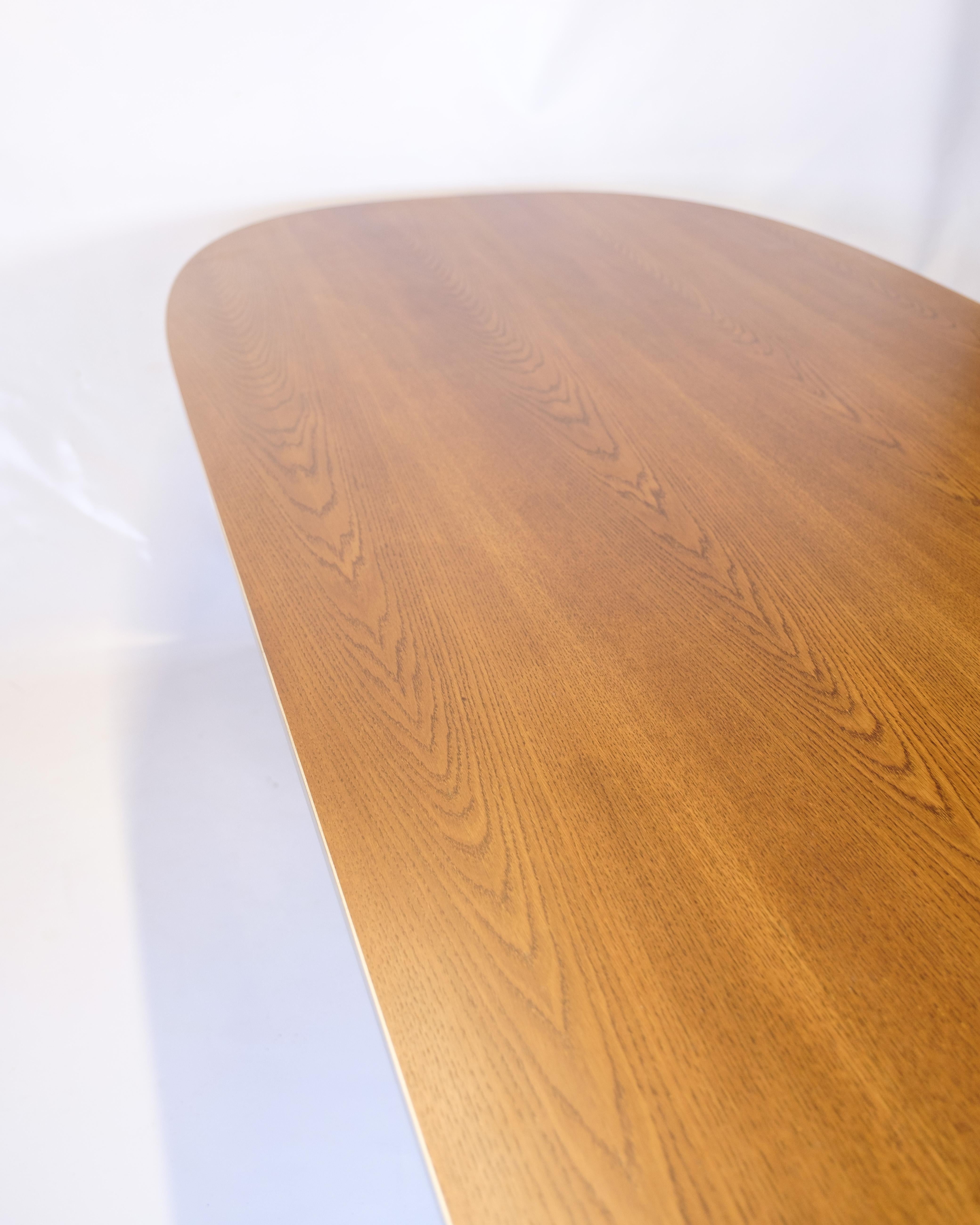 Mesa de comedor Modelo Superellipse En Roble Y Con Borde De Aluminio Por Bruno Mathsson Danés en venta