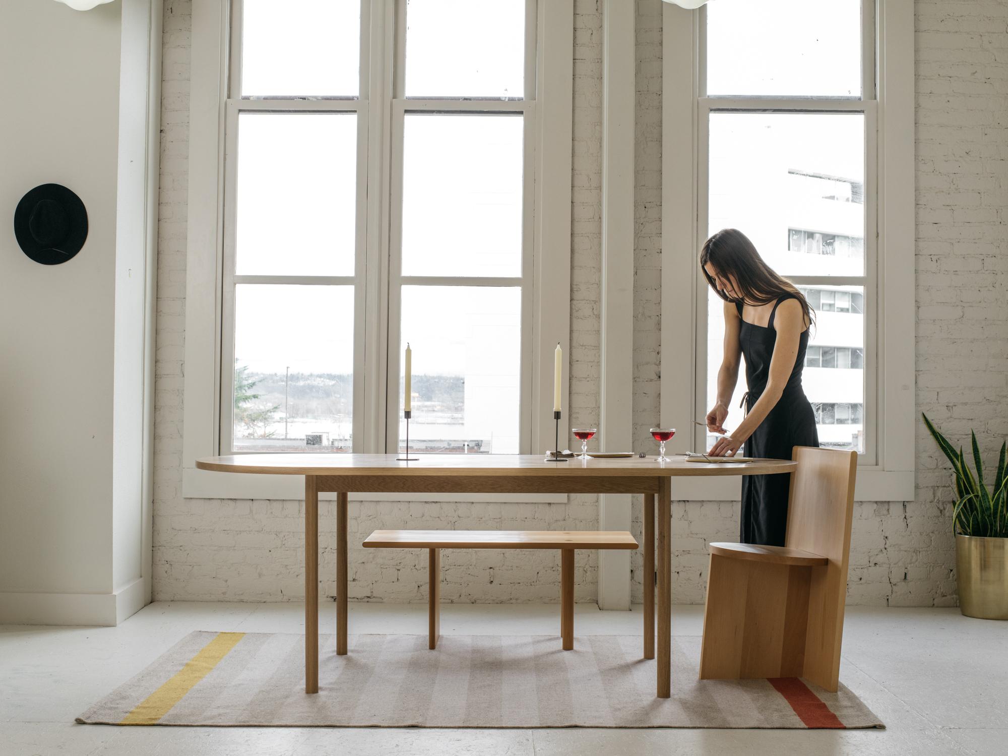 pill dining table