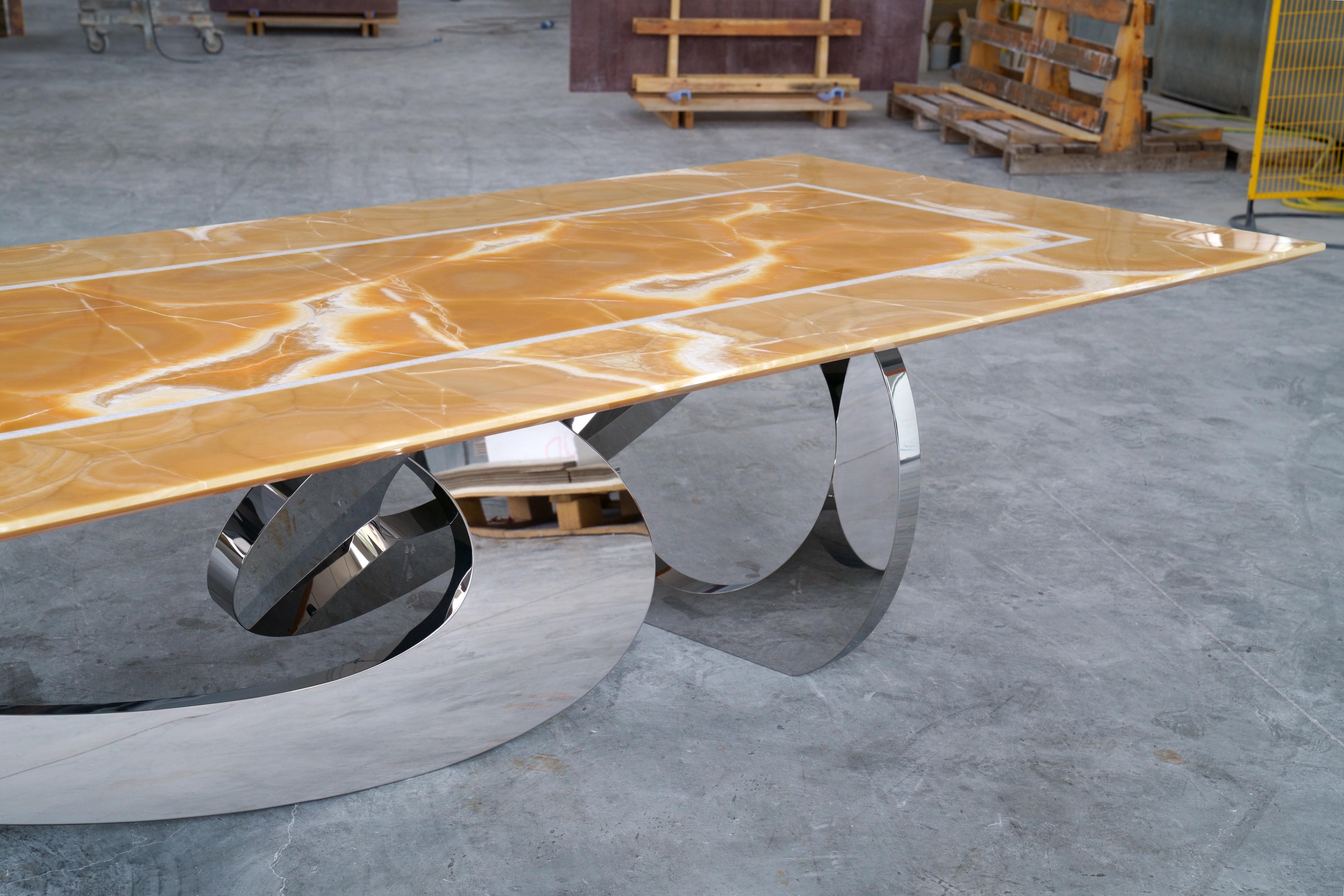 Dining Table Orange Onyx Sculpture Mirror Steel White Marble Inlay Made in Italy For Sale 3