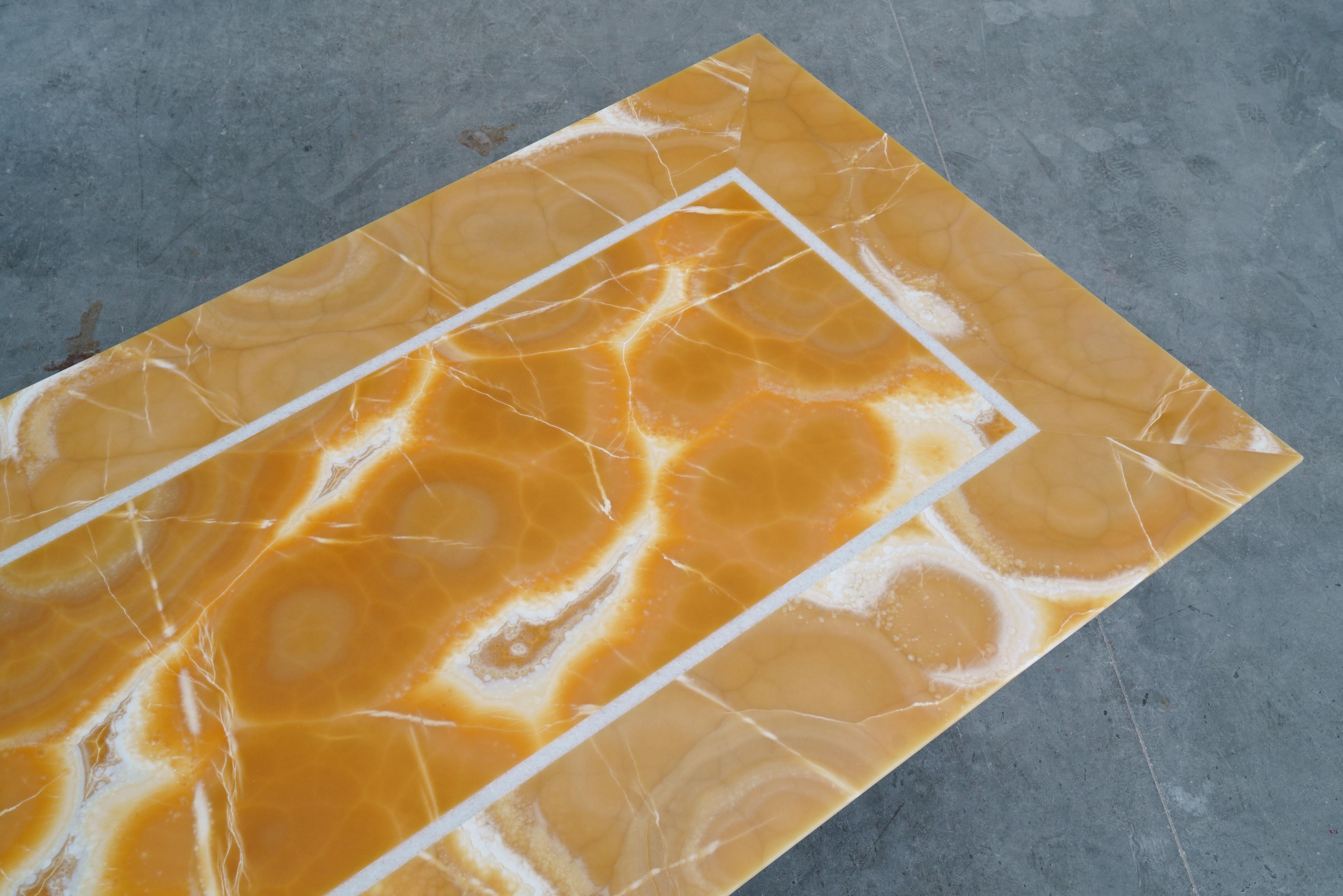 Dining Table Orange Onyx Sculpture Mirror Steel White Marble Inlay Made in Italy en vente 6