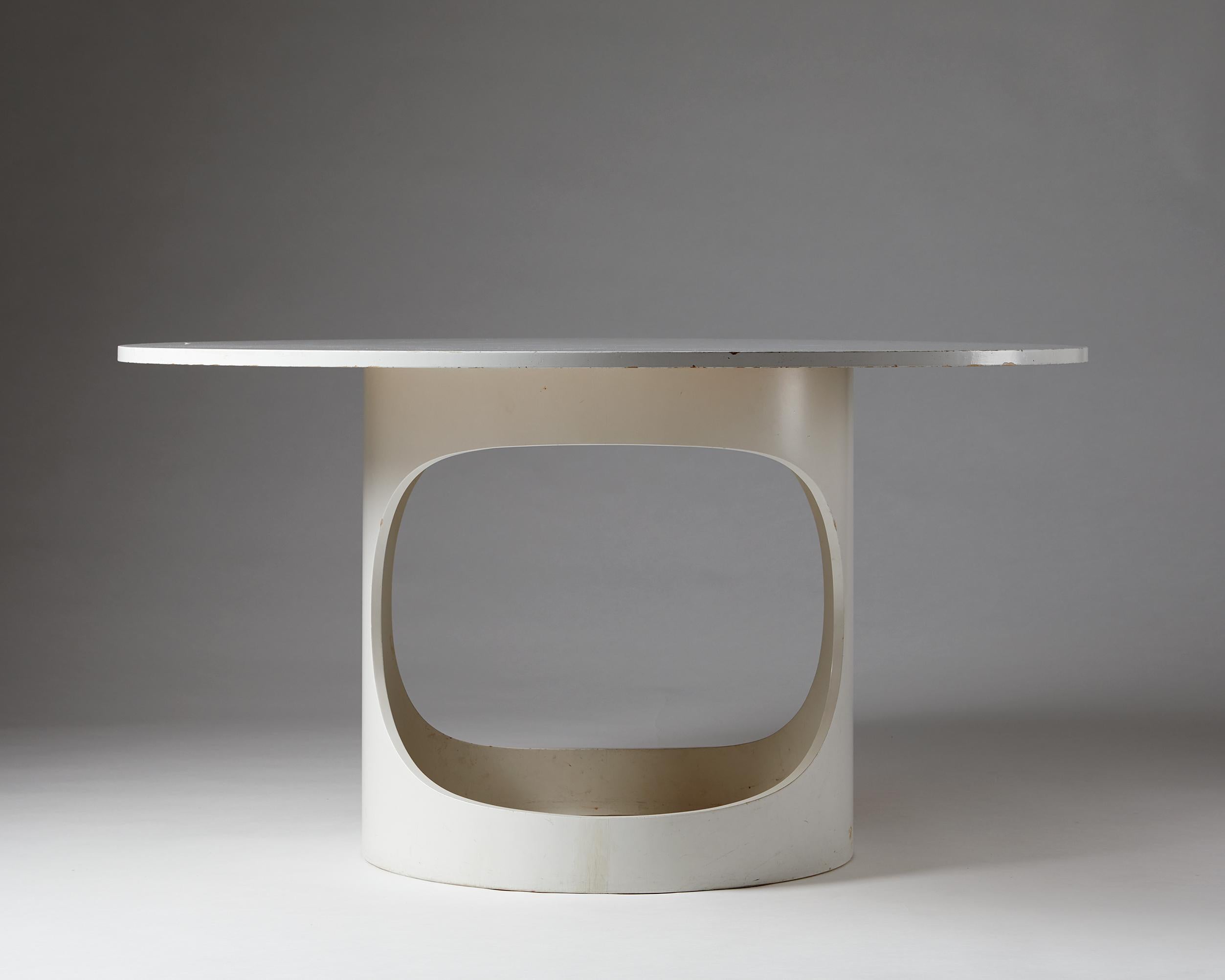 Danish Dining Table, “Pre Pop” Designed by Arne Jacobsen, Denmark, 1960s