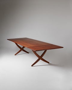 Dining table ‘Sabre Leg’ designed by Hans J. Wegner for Andreas Tuck, Denmark