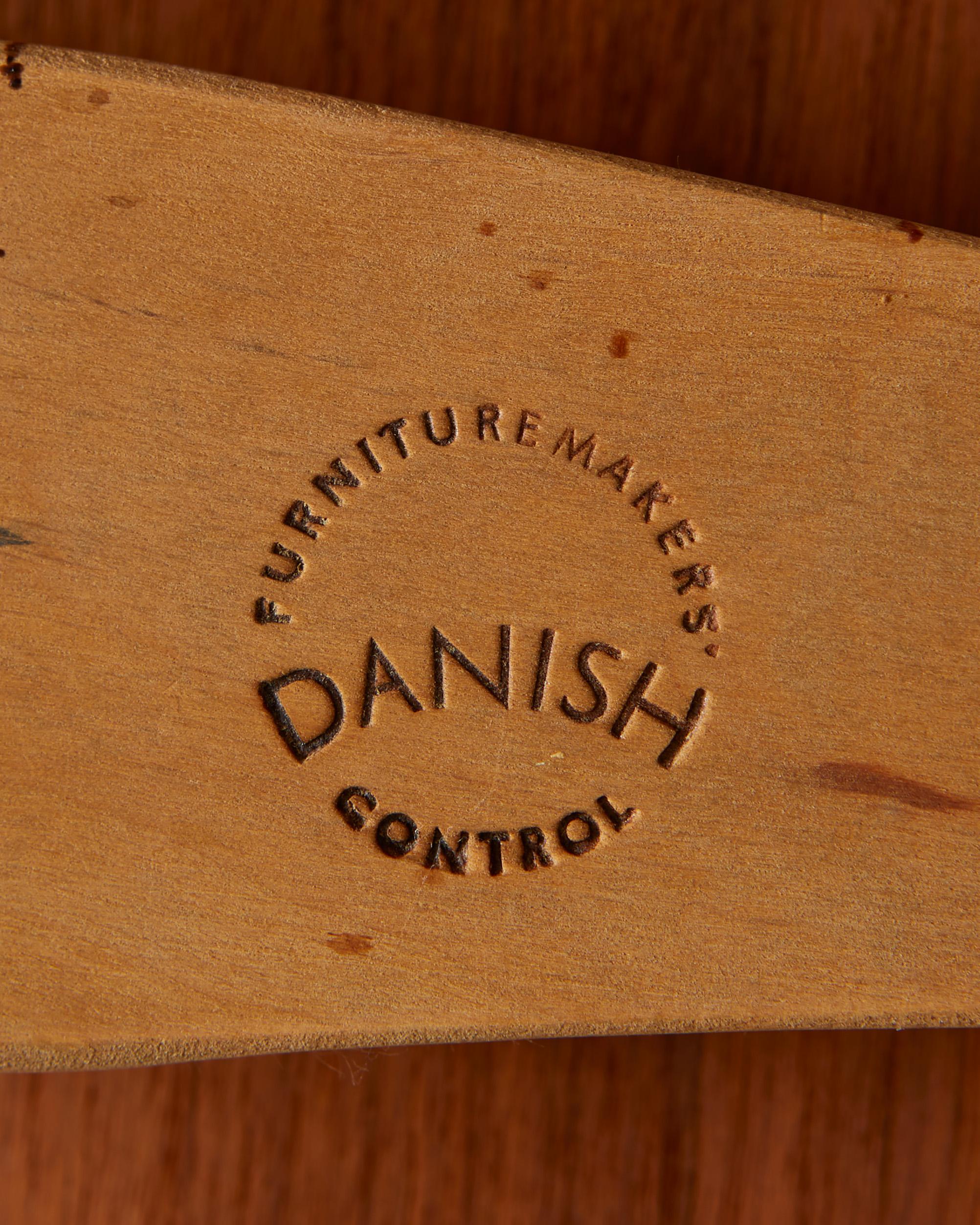Mid-20th Century Dining Table “Sabre leg” Designed by Hans J. Wegner for Andreas Tuck, Denmark