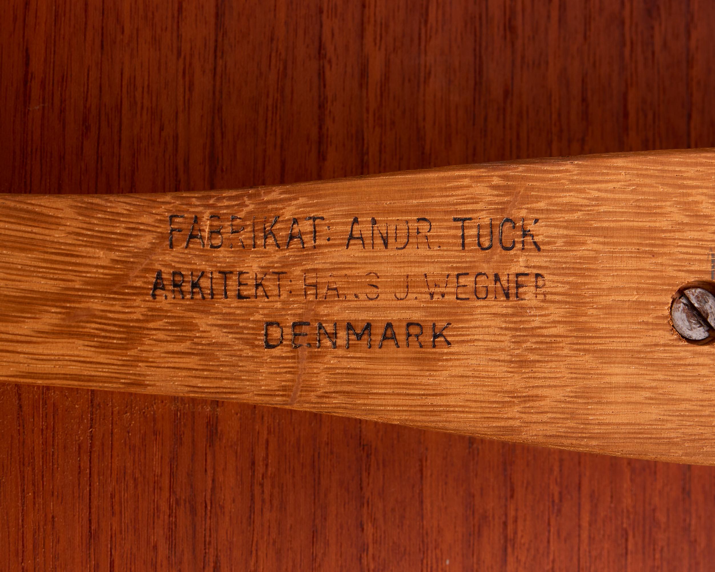 Dining table ‘Sabre Leg’ designed by Hans J. Wegner for Andreas Tuck, Denmark 1
