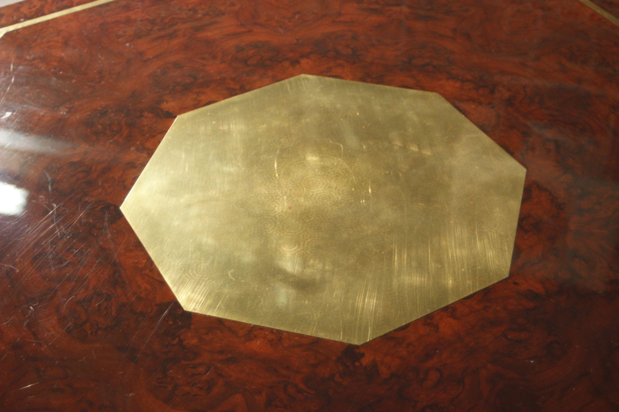 Brass Dining table signed by Jean Claude Mahey in lacquered elm burl and brass For Sale