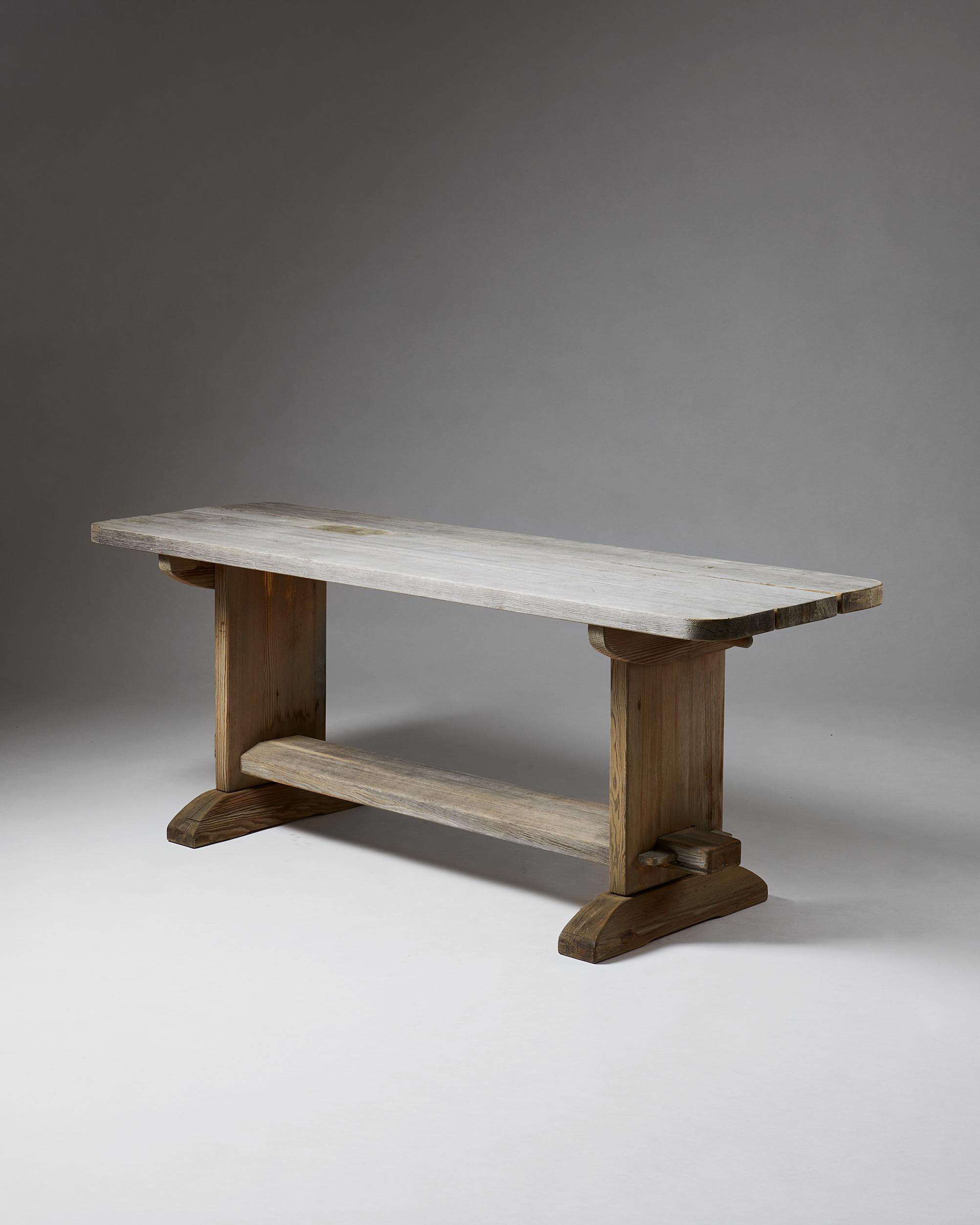 Dining table “Skoga” designed by Axel-Einar Hjorth,
Sweden, 1932.
Pine.

Provenance: Professor Göran Liljestrand.

Measures: L 180 cm/ 5' 11 3/8