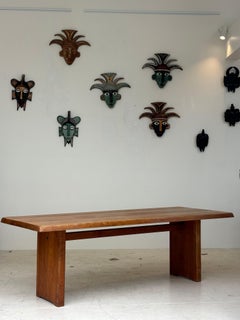 Table de salle à manger T14 D de Pierre Chapo, circa 1964 en orme massif.