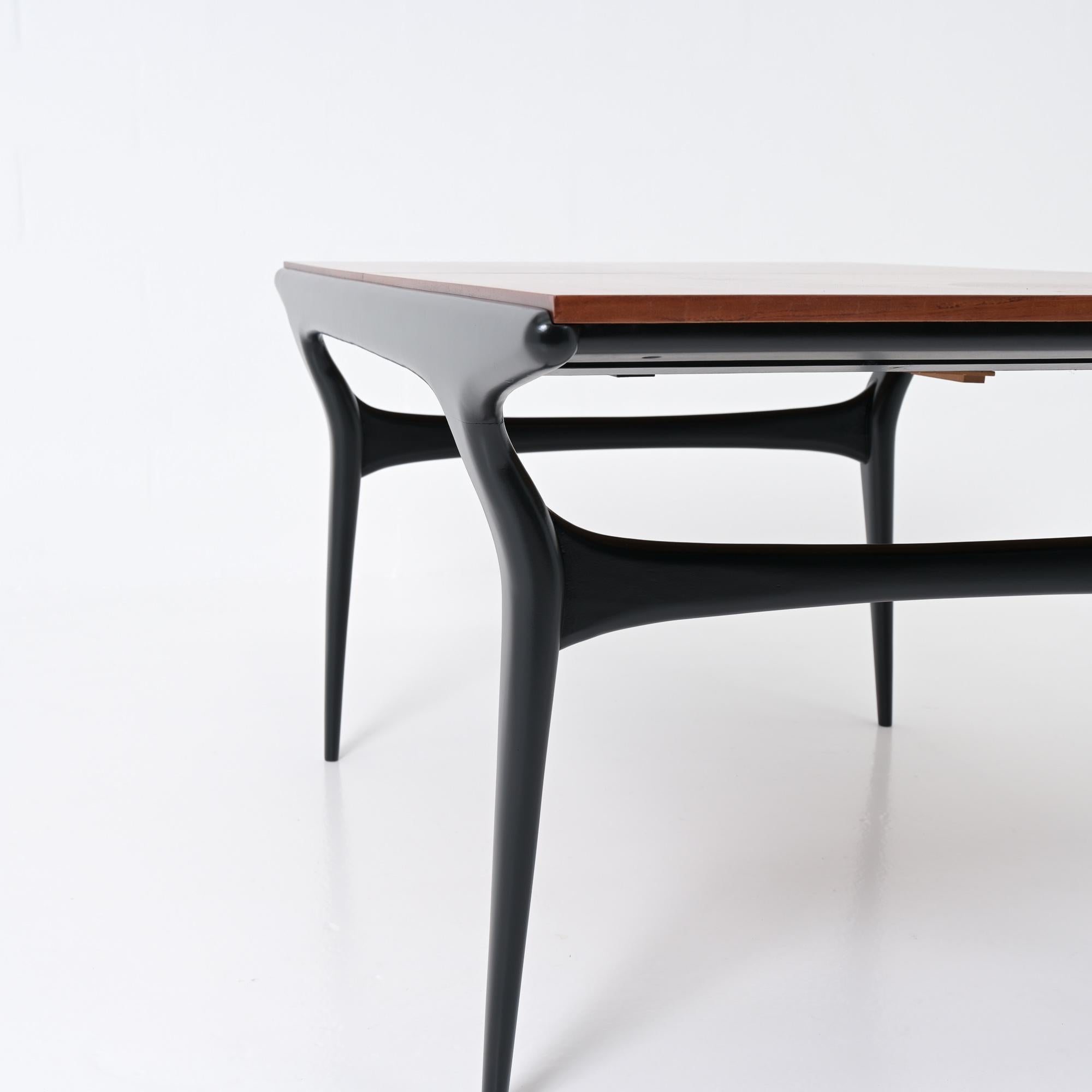 Dining Table T4 by Alfred Hendrickx for Belform For Sale 4