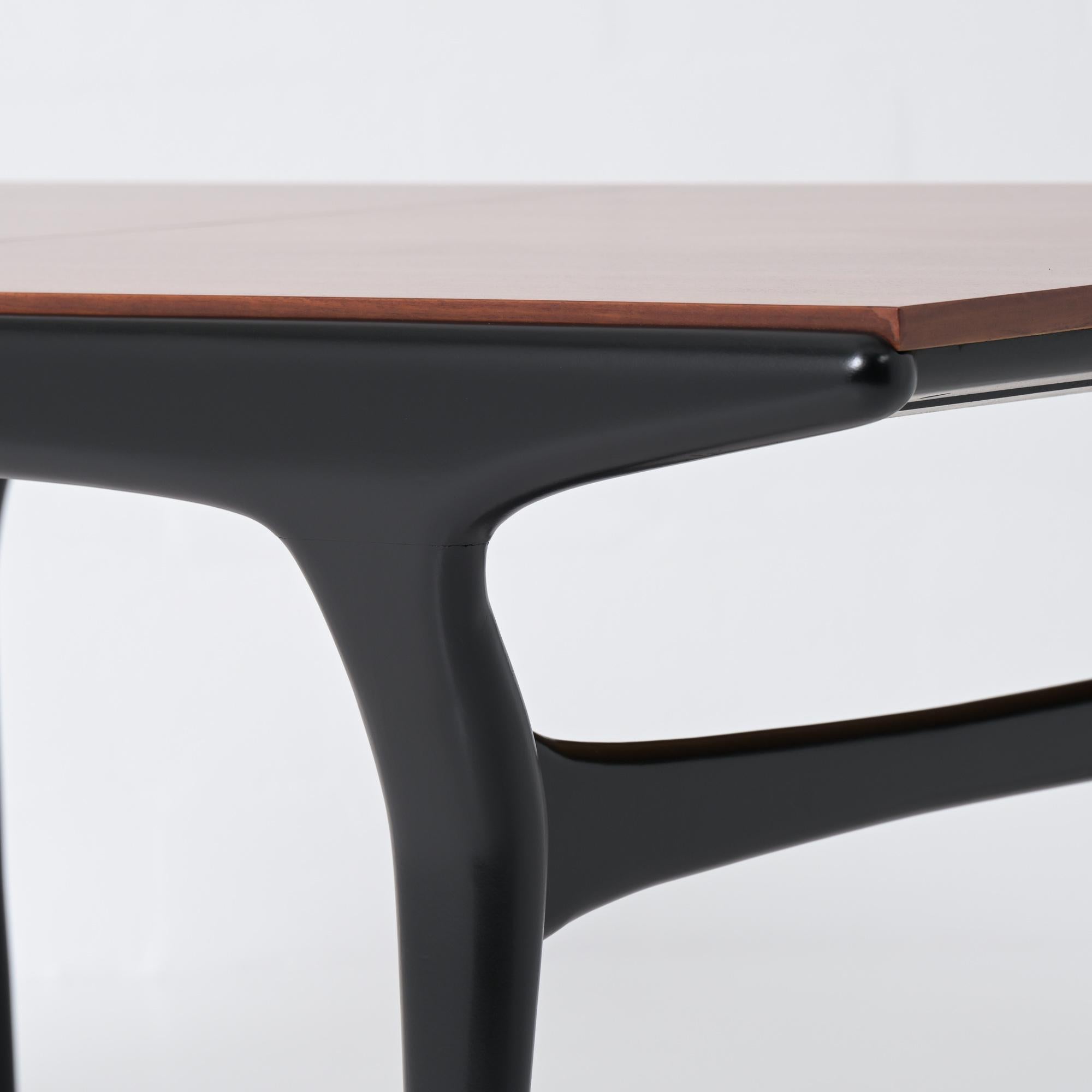 Dining Table T4 by Alfred Hendrickx for Belform For Sale 10