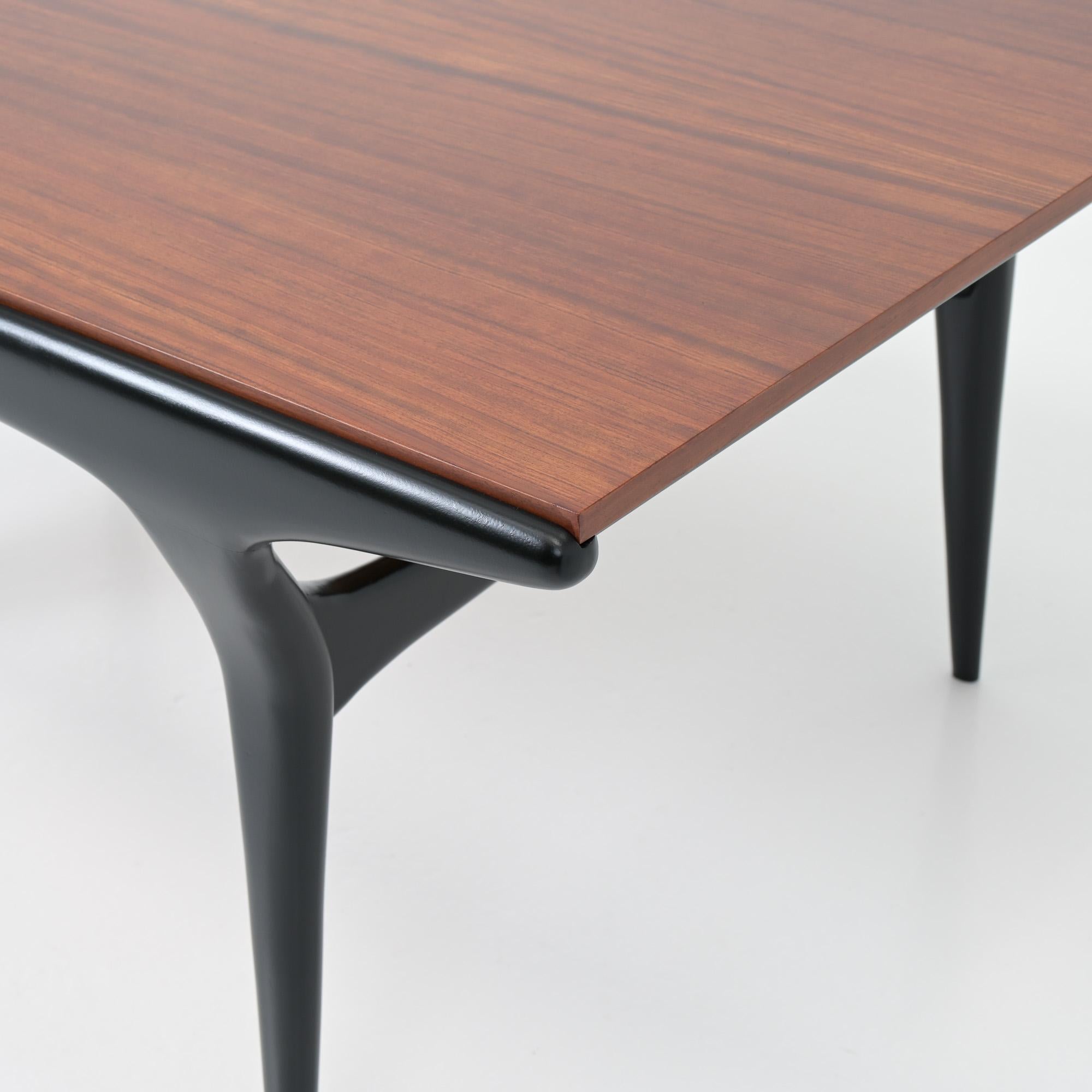 Dining Table T4 by Alfred Hendrickx for Belform For Sale 1