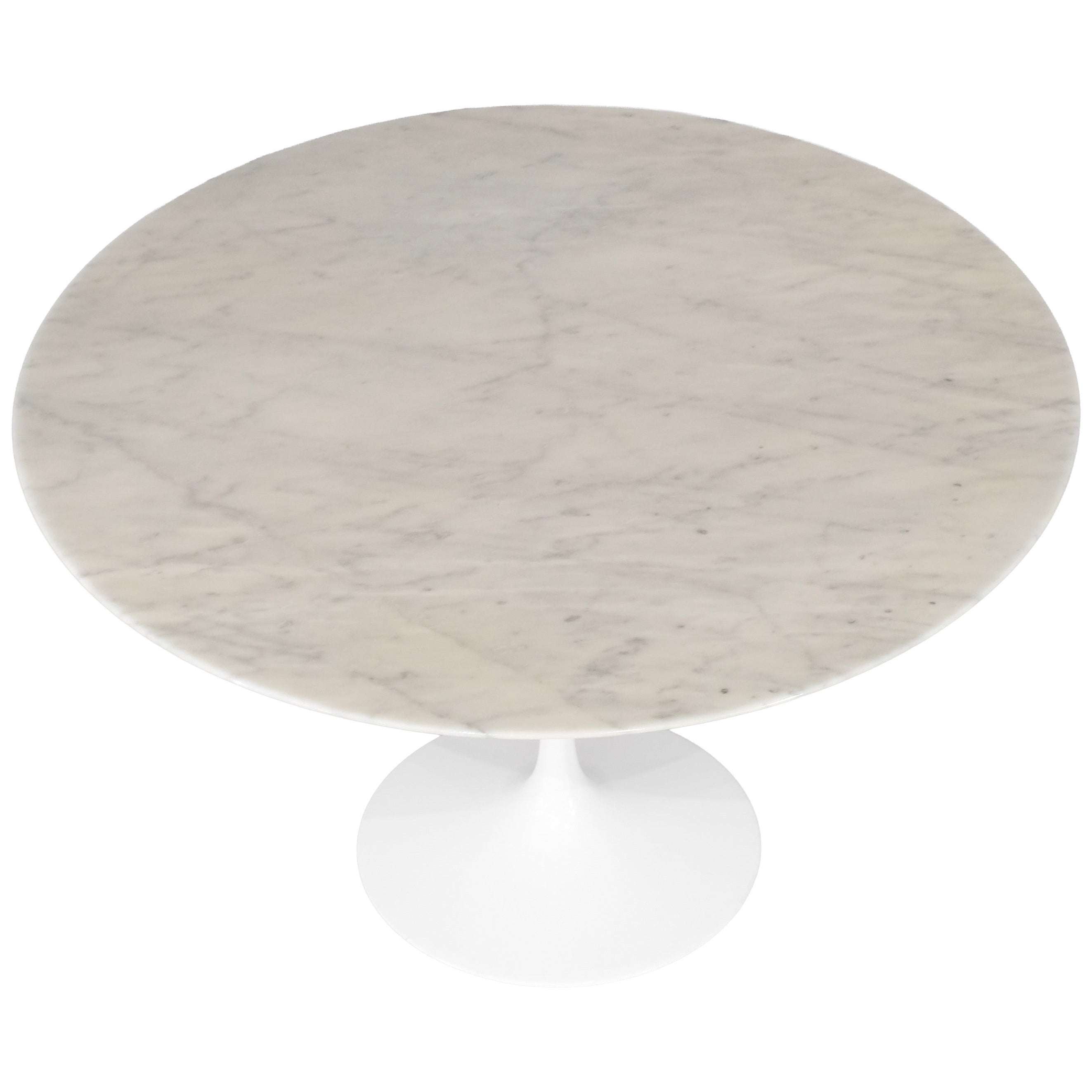 Dining Table "Tulip" marble by Eero Saarinen for Knoll International, USA. For Sale