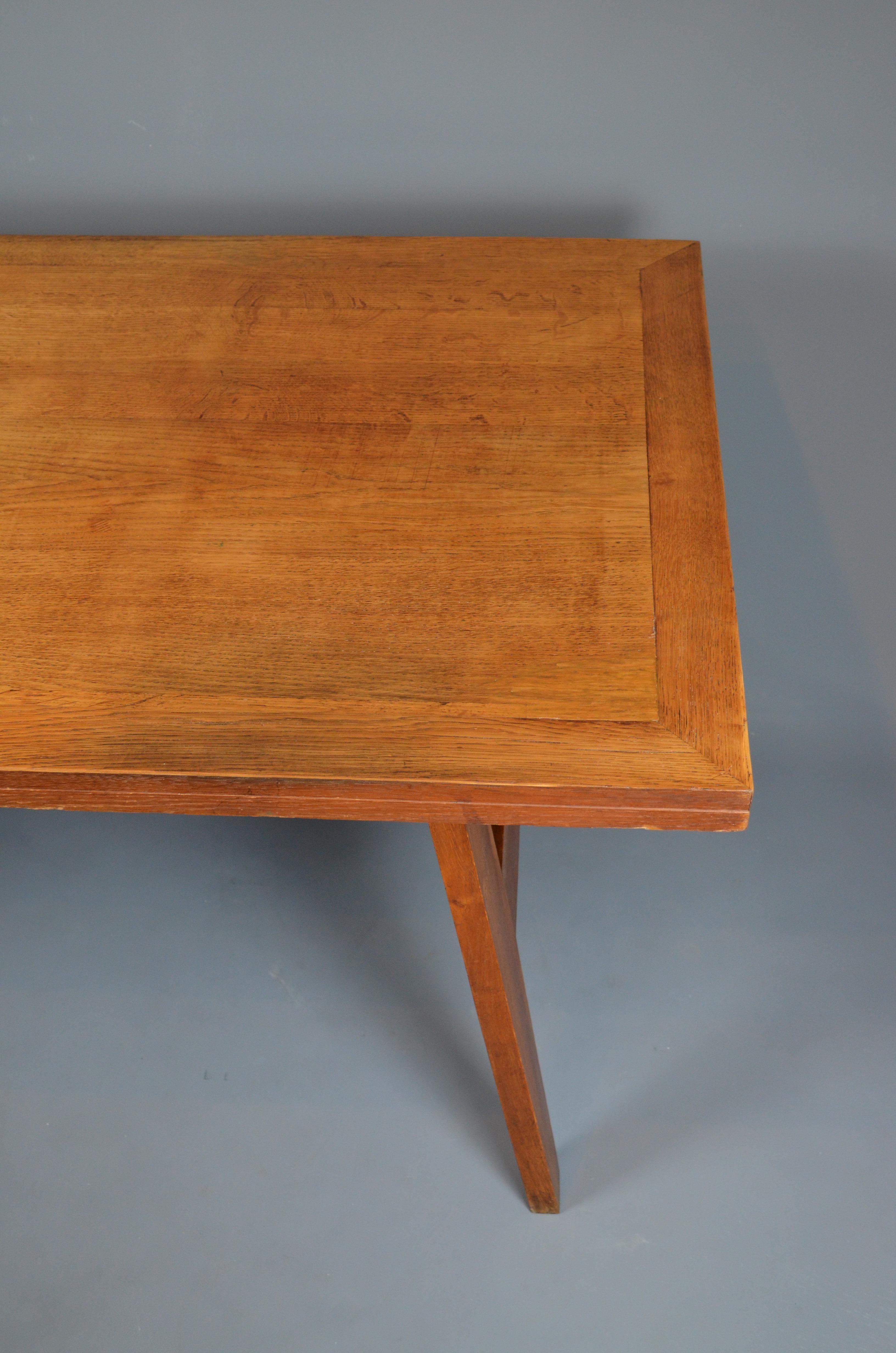 Table de salle à manger, 