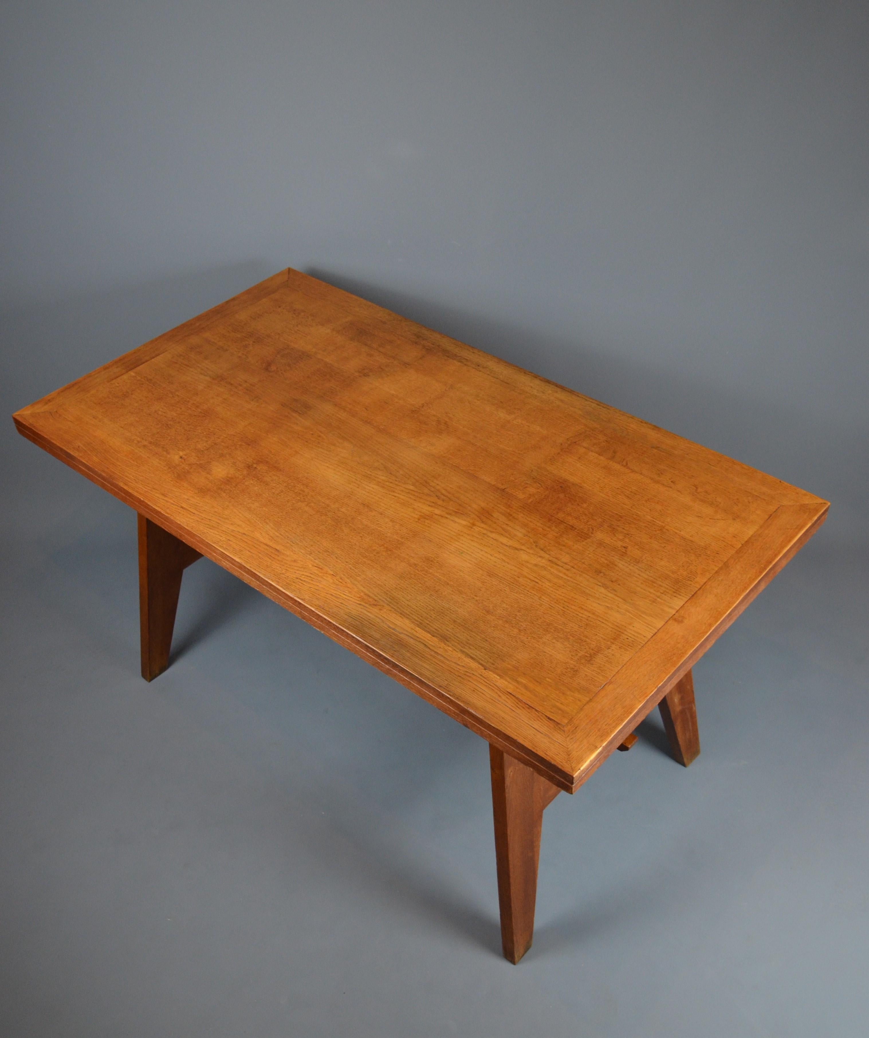 Table de salle à manger, 