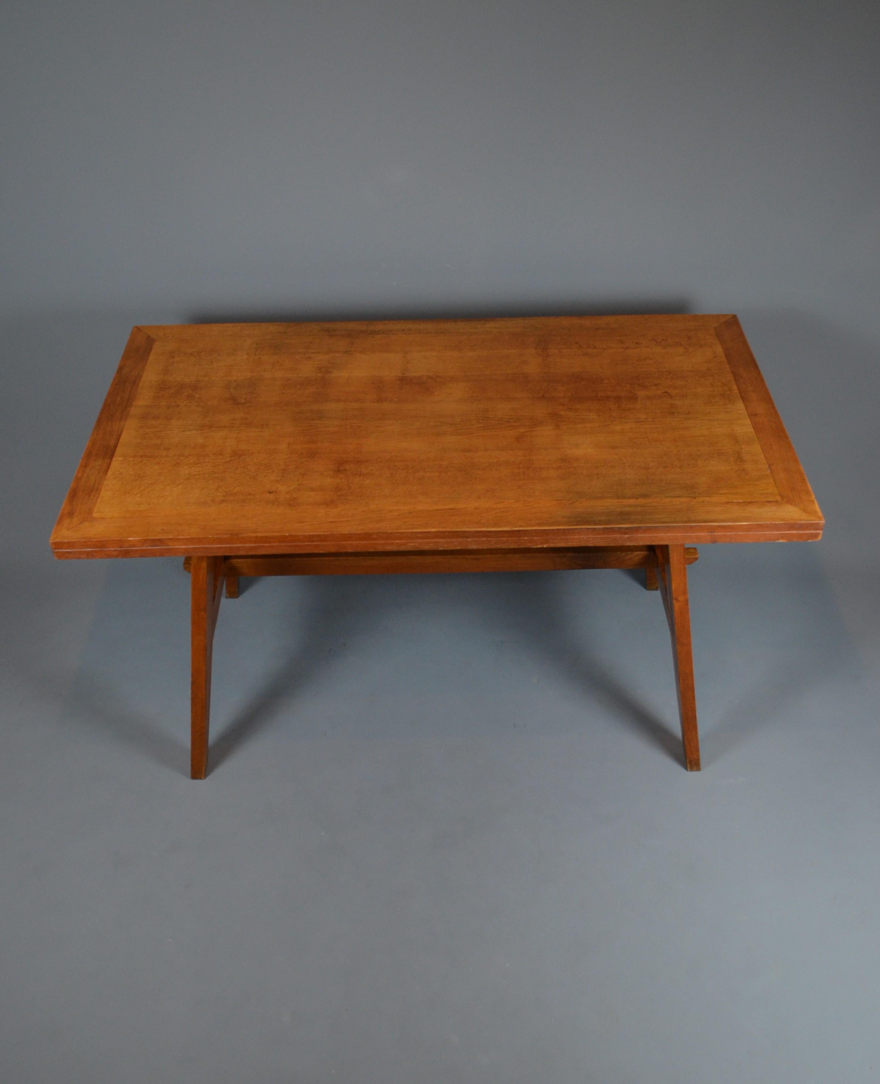 Table de salle à manger, 