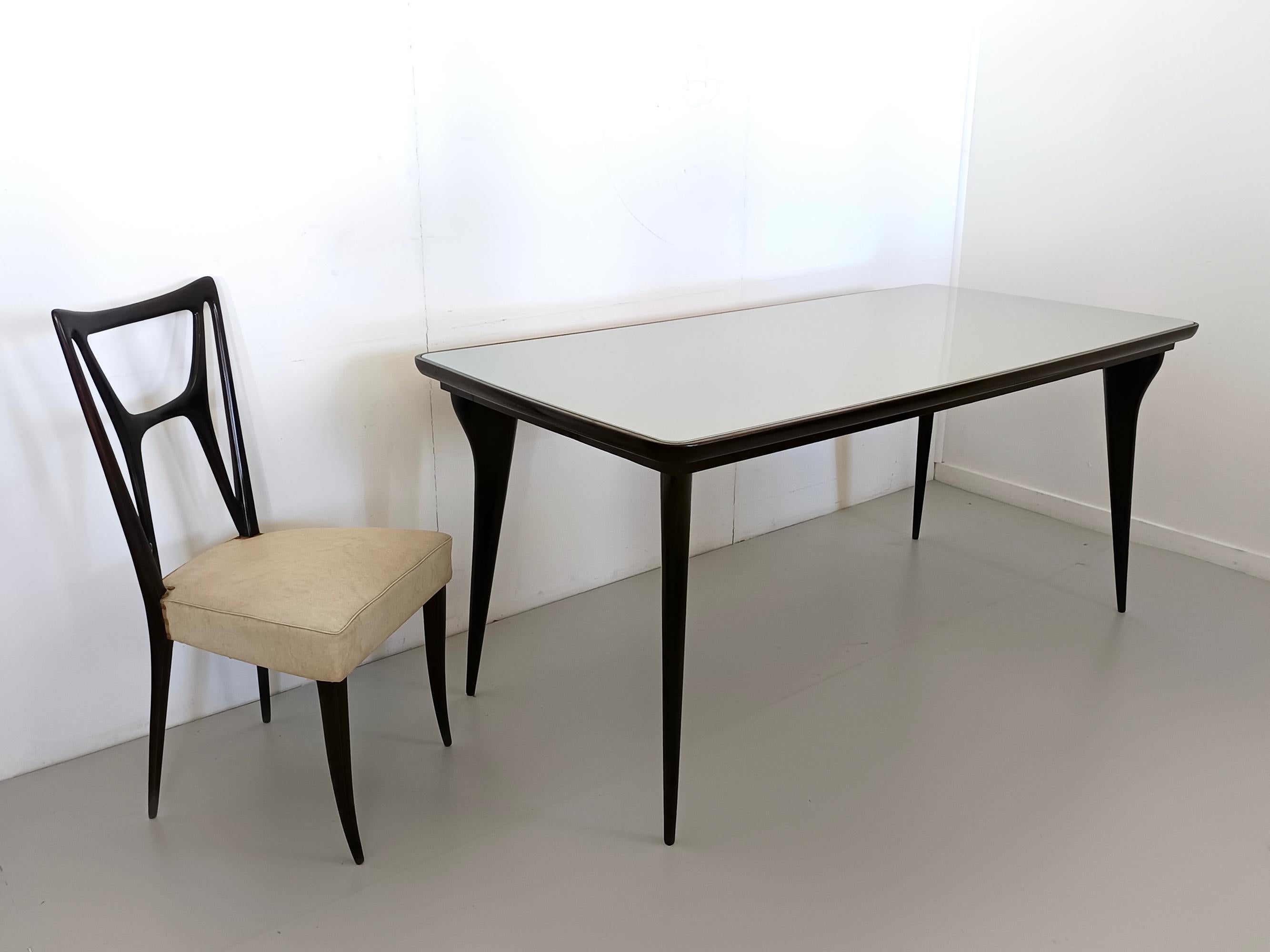 Mid-Century Modern Table de salle à manger avec plateau en verre vert pâle dans le style de Carlo De Carli, Italie en vente