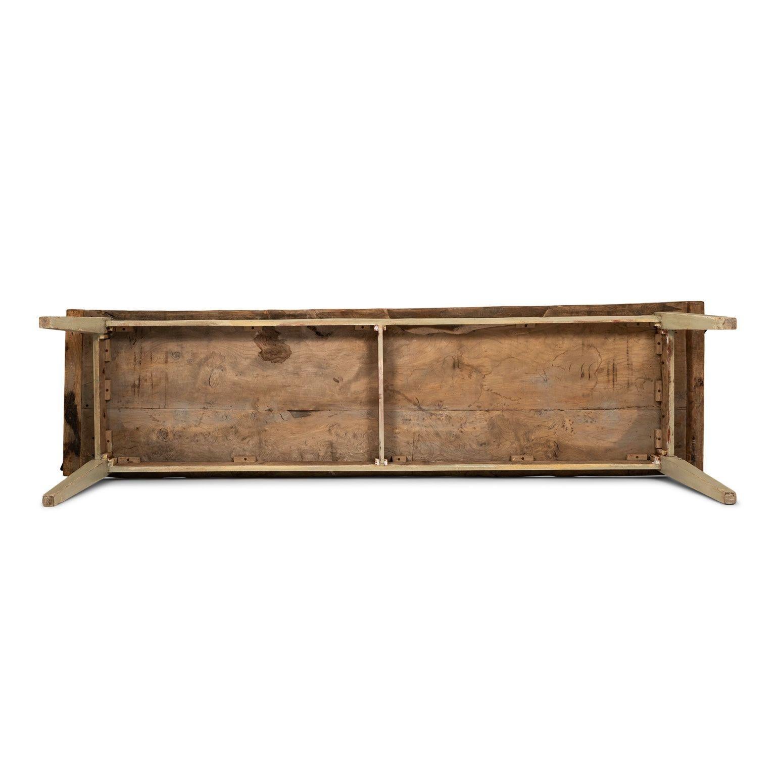 Orme Dining Table with Burl Elm Two-Plank Top en vente