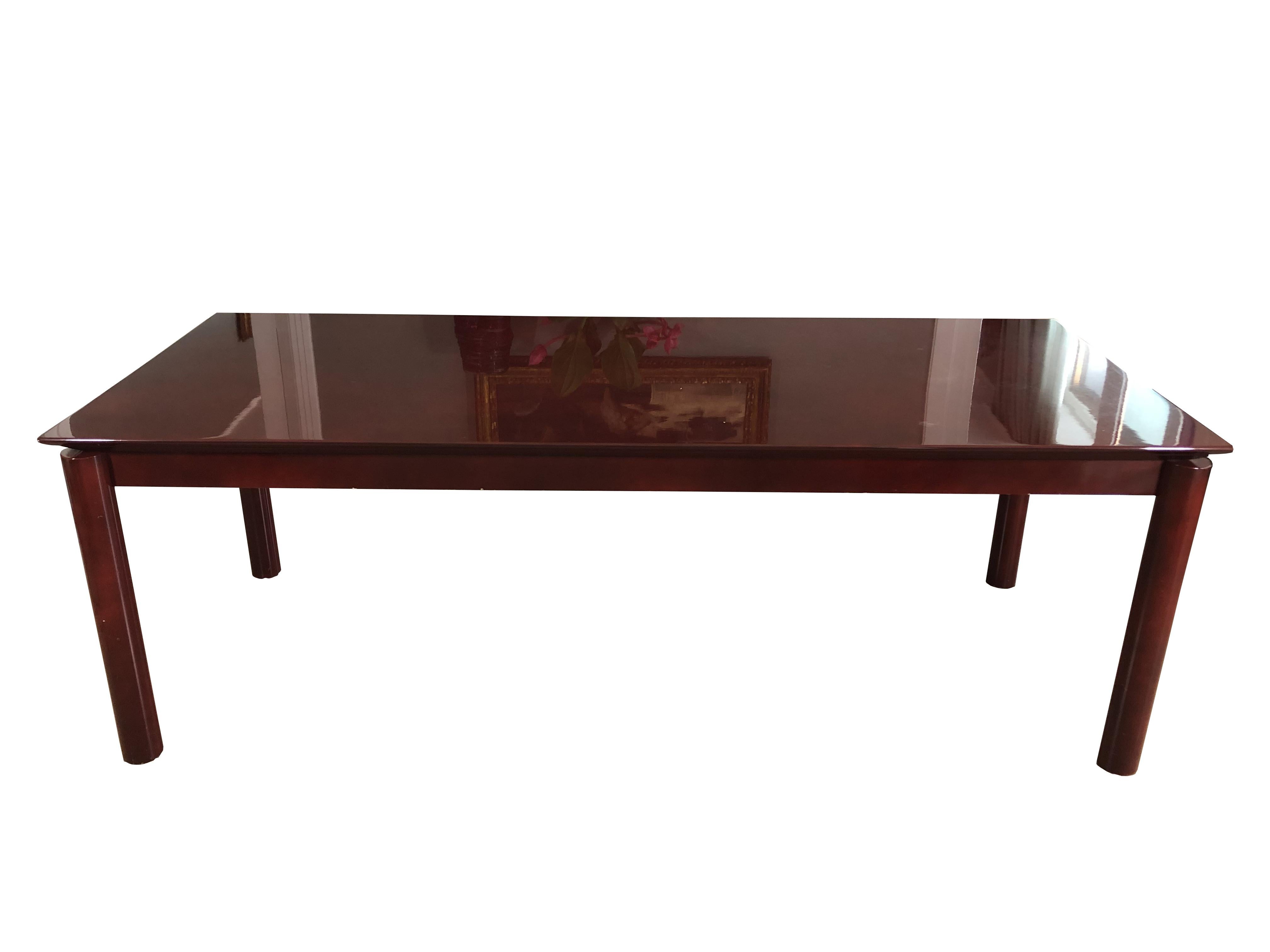Mid-Century Modern Table de salle à manger avec chaises, Italie années 70 en vente