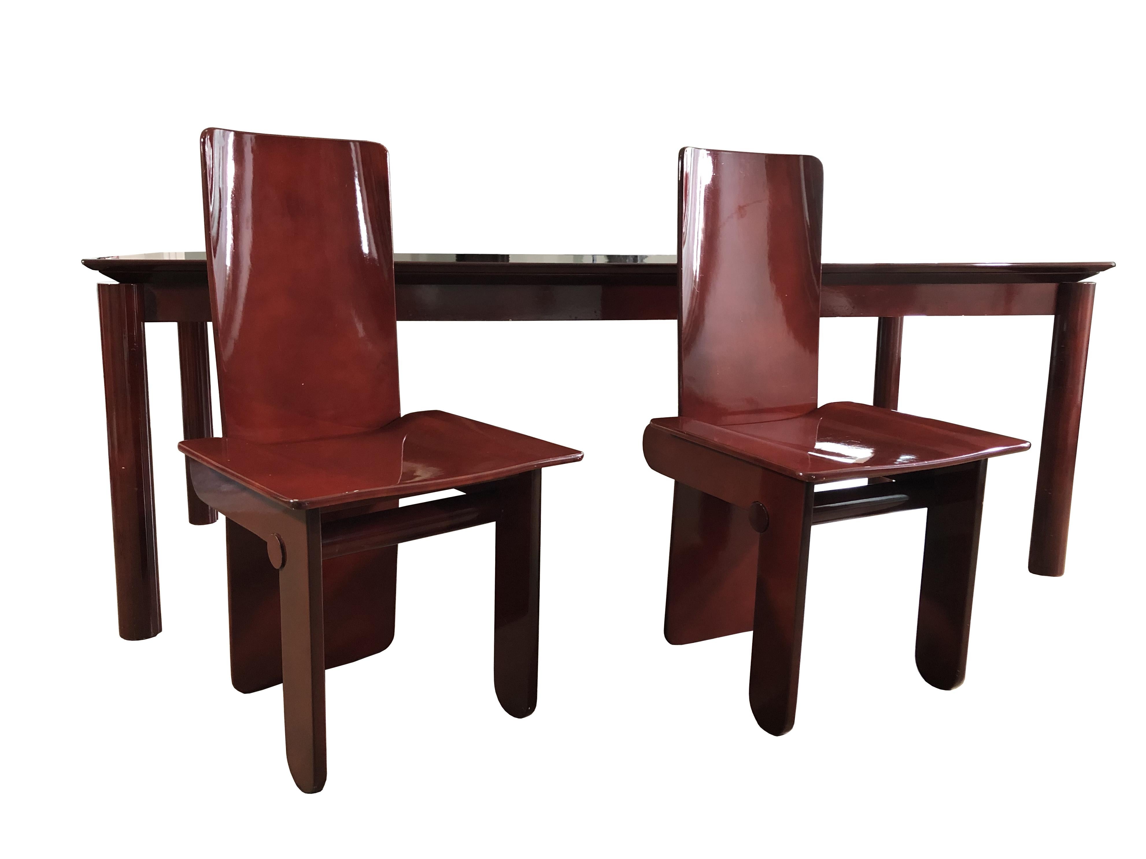 Table de salle à manger avec chaises, Italie années 70 en vente 1