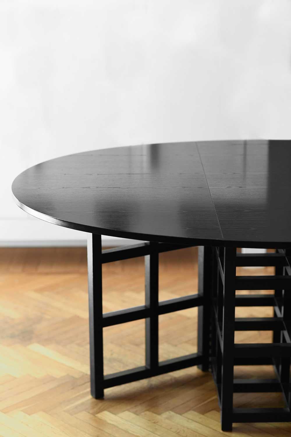 Italian Dining table with double folding top by Charles Rennie Mackintosh for Cassina