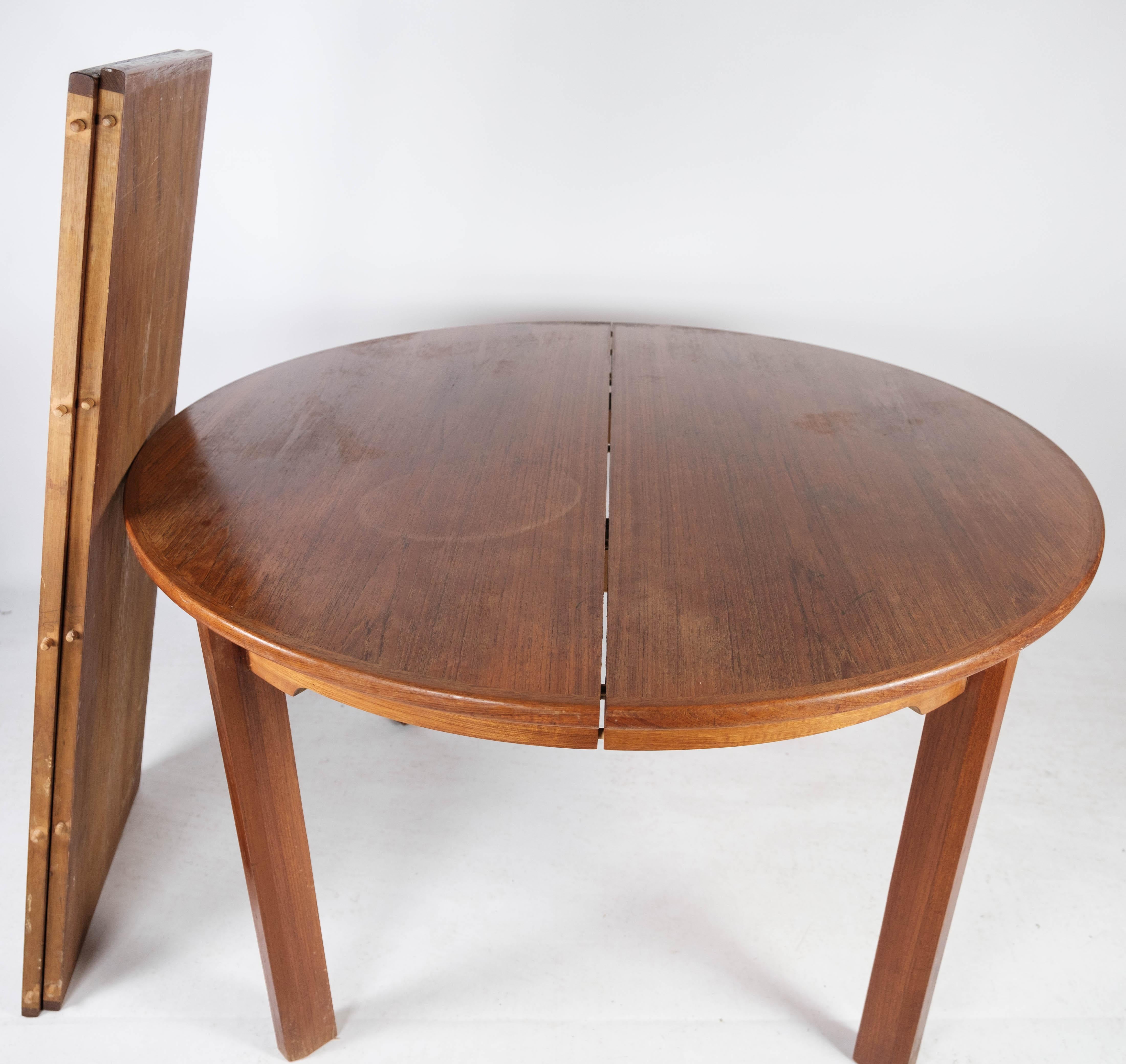 Dining Table With Extension Made In Teak Of Danish Design From 1960s For Sale 6