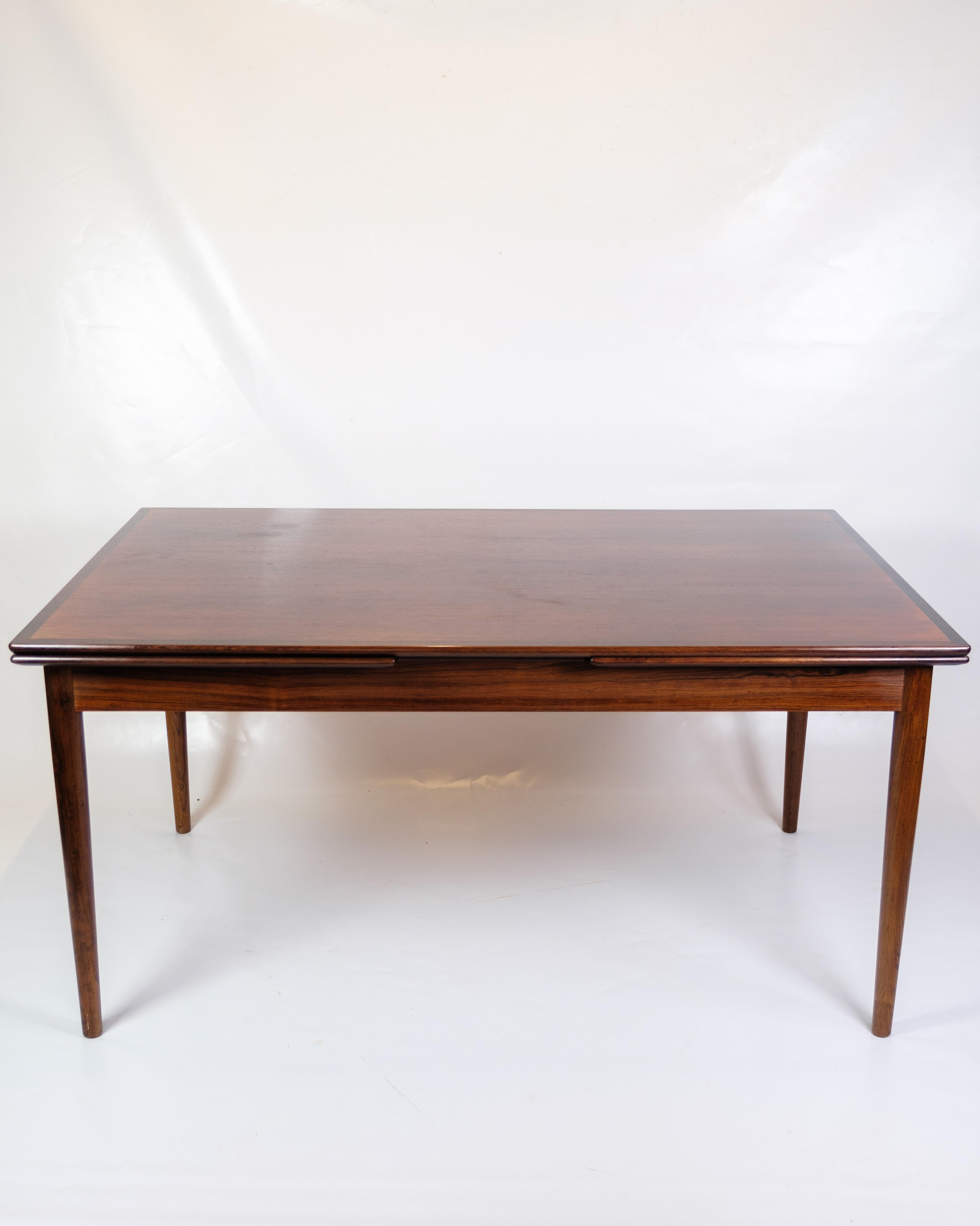 Mid-Century Modern Table de salle à manger avec rallonge en bois de rose, design danois des années 1960 en vente