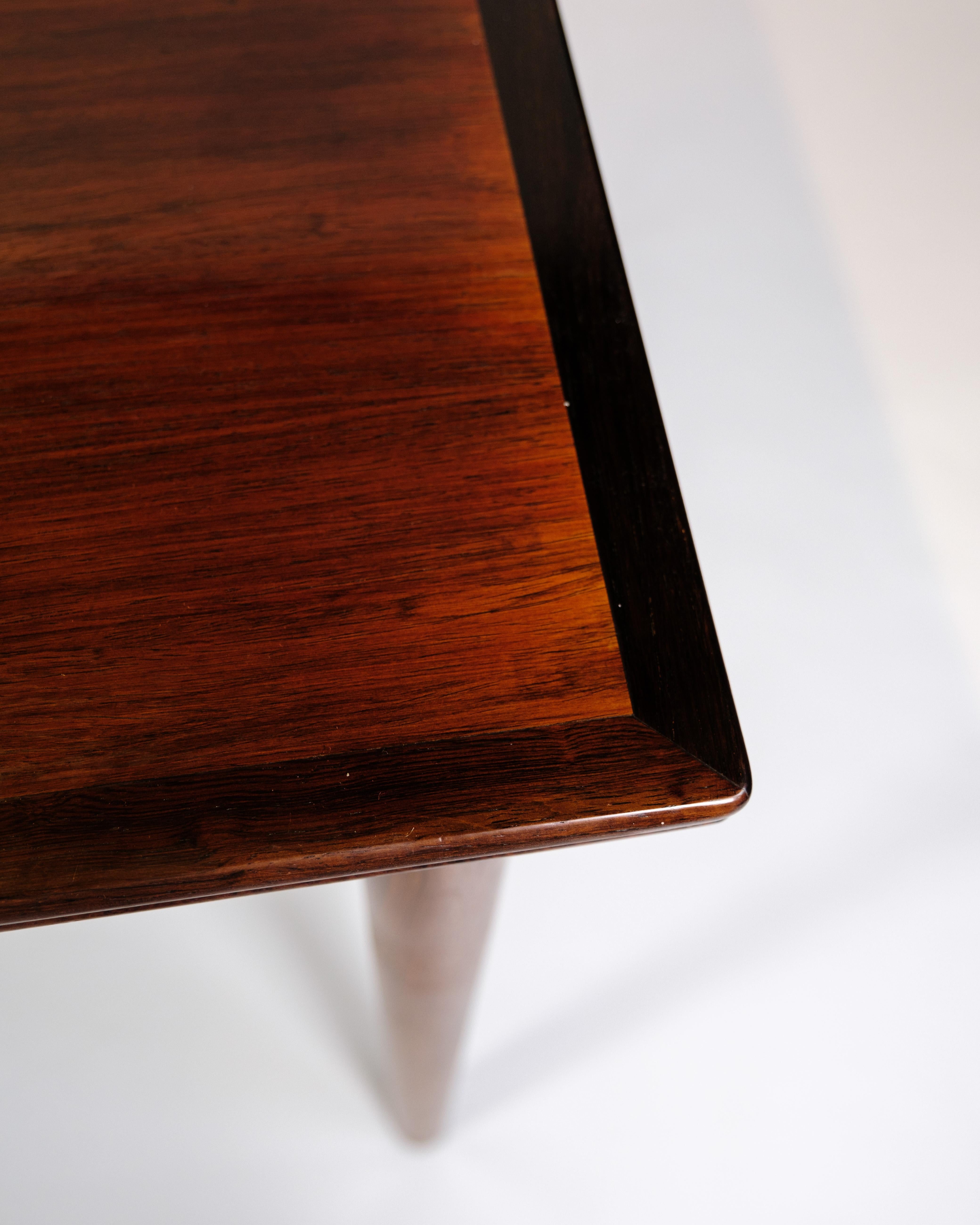 Milieu du XXe siècle Table de salle à manger avec rallonge en bois de rose, design danois des années 1960 en vente