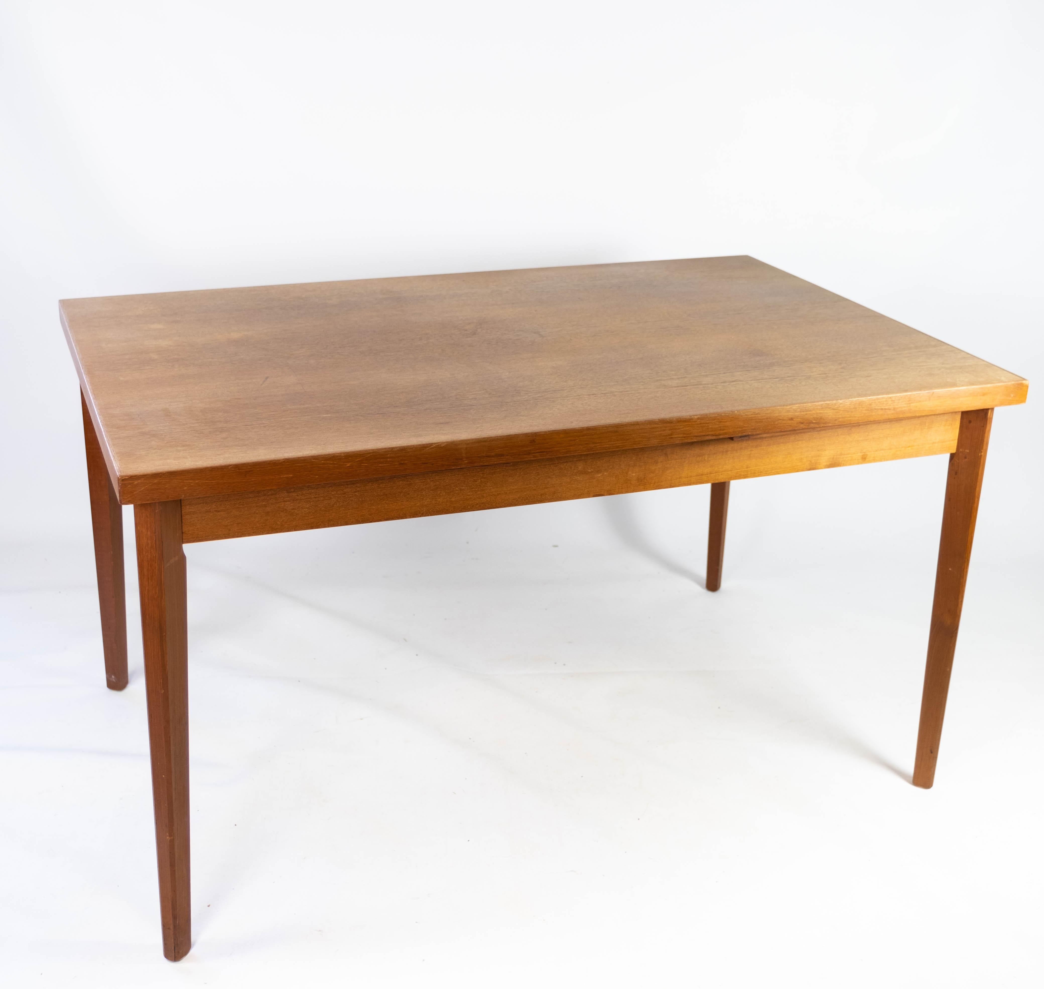 Dining Table with Extensions in Teak of Danish Design from the 1960s For Sale 1