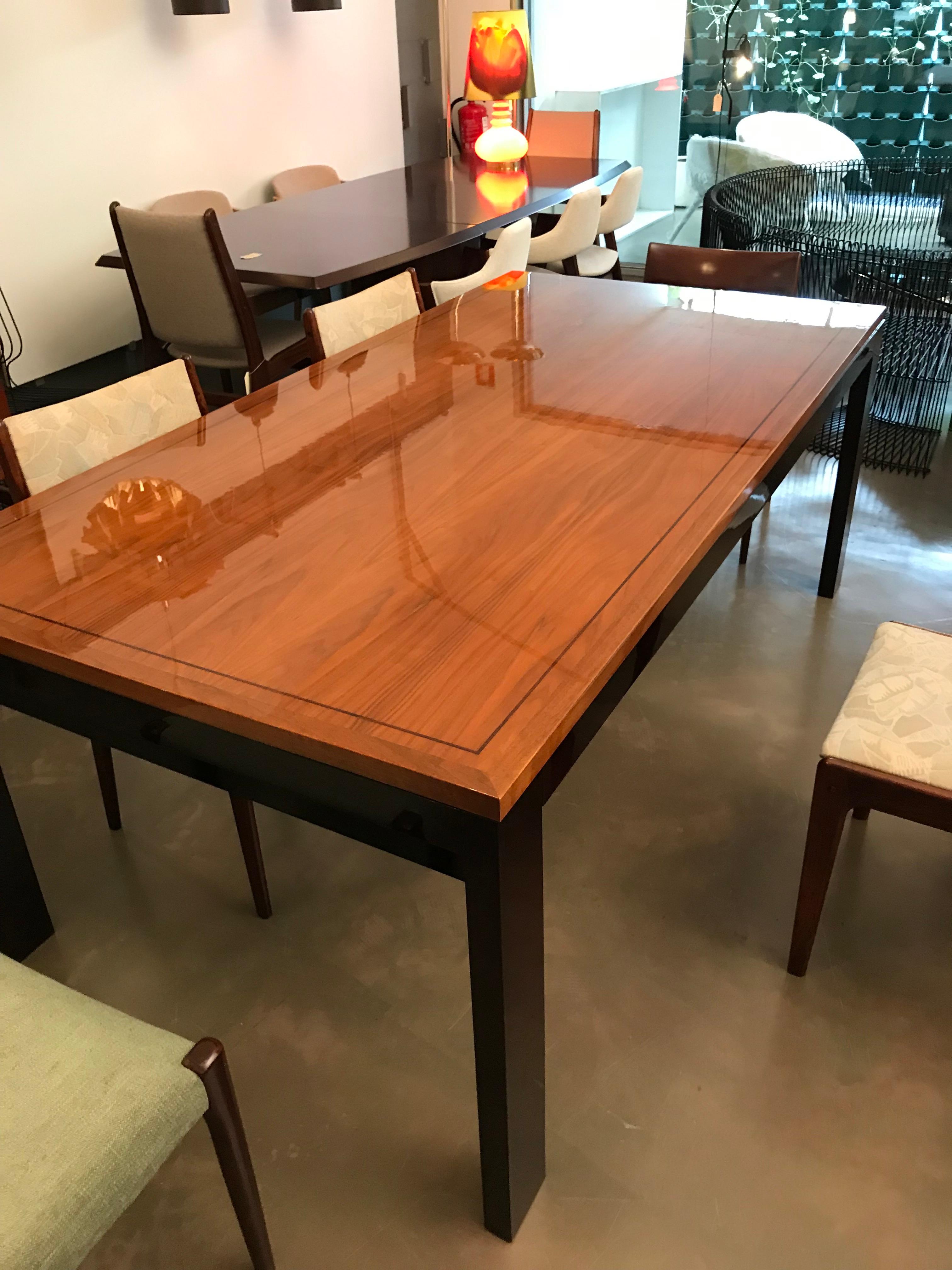 Late 20th Century Dining Table with Walnut Root Tabletop and Black Lacquered Steel Structure For Sale