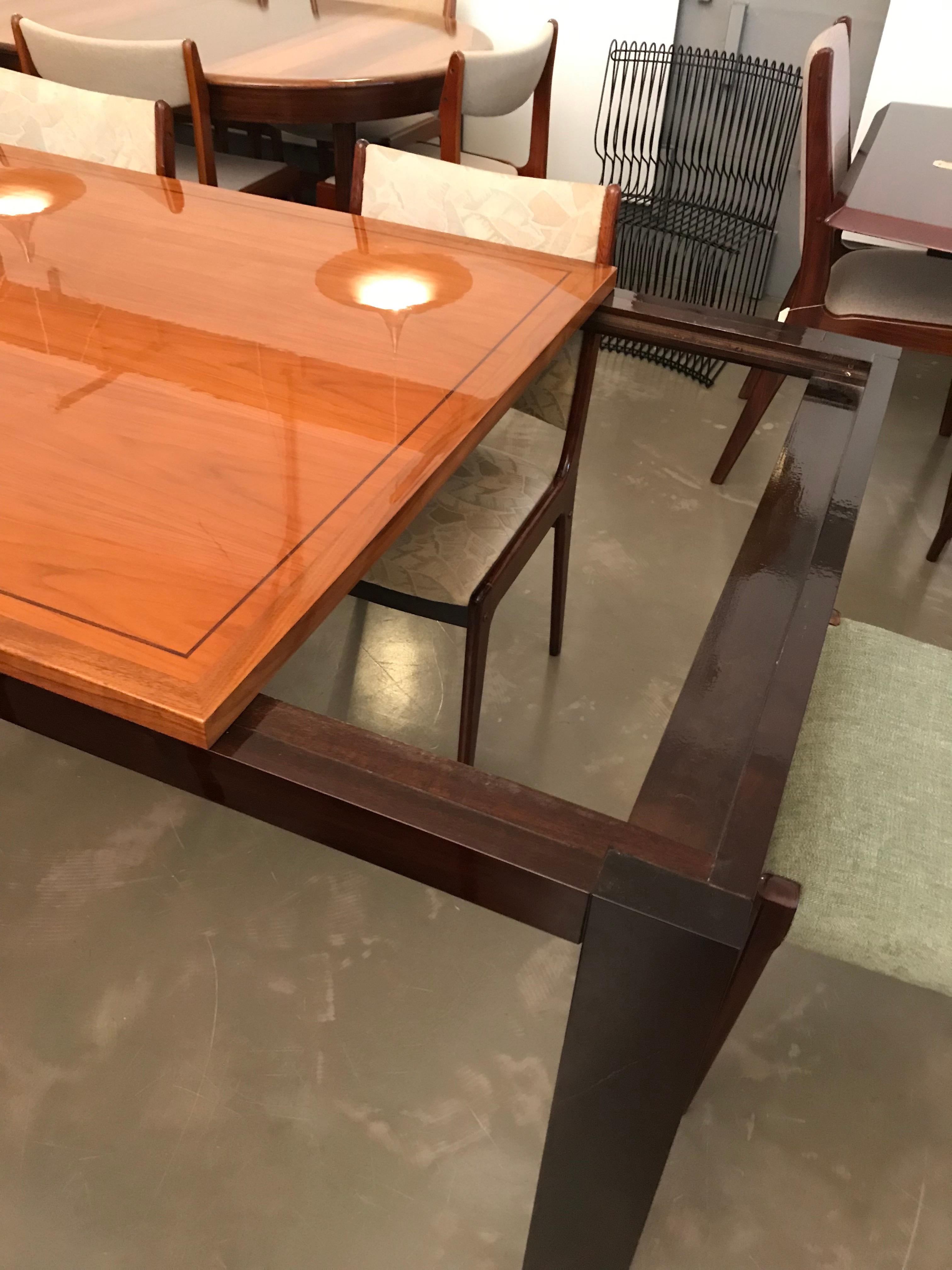 Dining Table with Walnut Root Tabletop and Black Lacquered Steel Structure For Sale 2