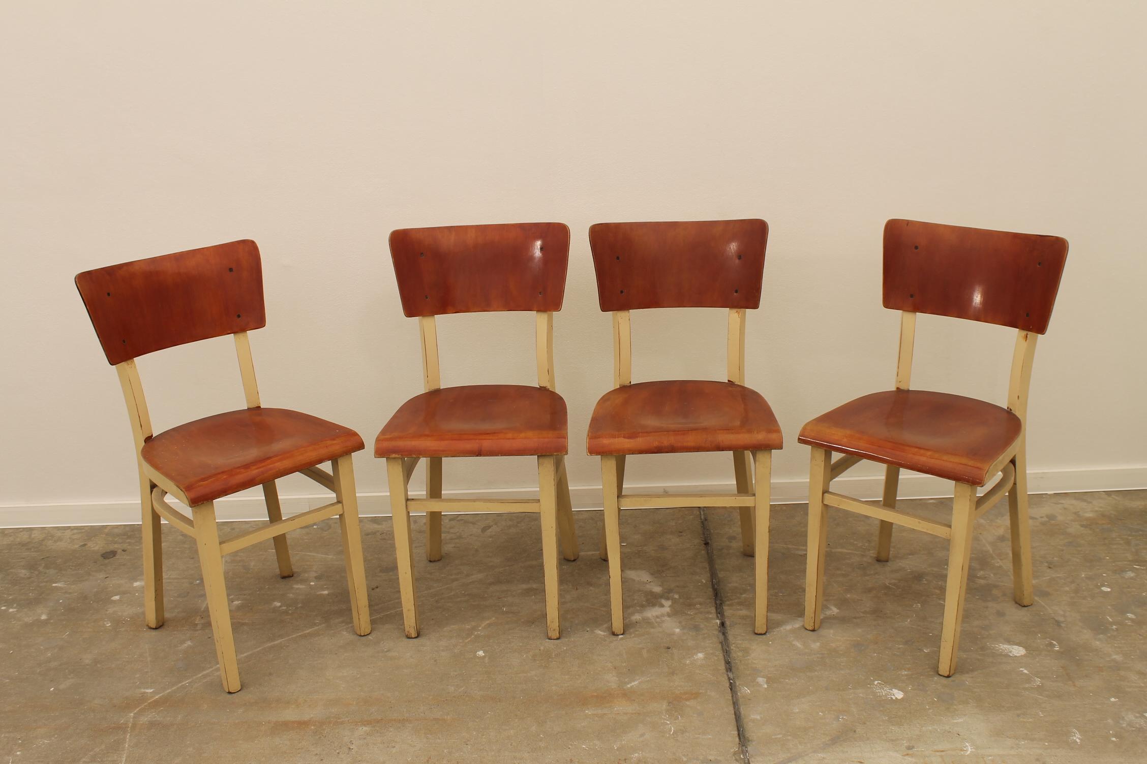 Dining Wooden Chairs, Czechoslovakia, 1950s, Set of 4 In Good Condition In Prague 8, CZ
