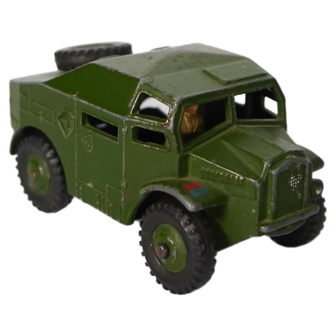 Dinky Toys "Field Artillery Tractor" by Meccano Ltd, England, 1967 For Sale