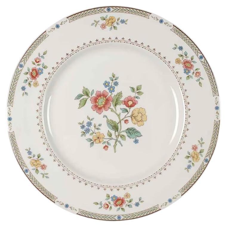 Dinner Plate Replacement Royal Doulton Kingswood Floral Design For Sale