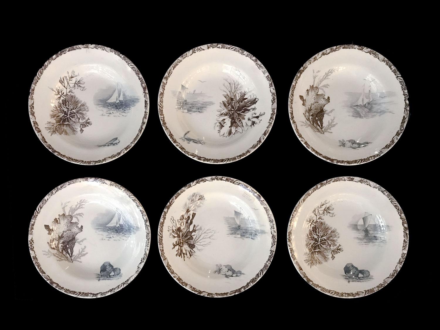 Dinner Plates, French Faience Choisy-le-Roi with Rare Marine Decor, 19th Century In Good Condition In Paris, FR