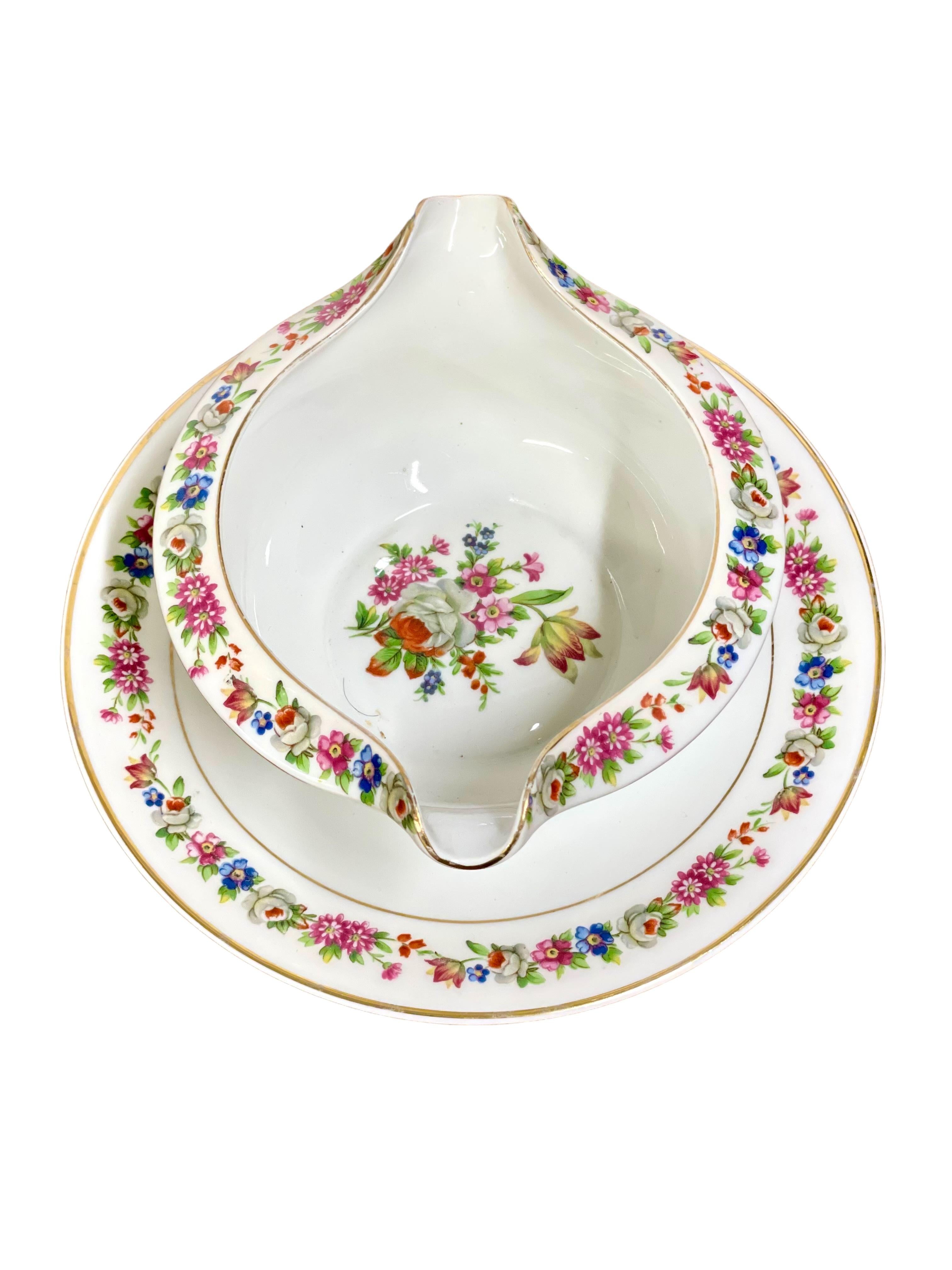 20th Century Dinner Service in Limoges Porcelain by Raynaud & Cie For Sale