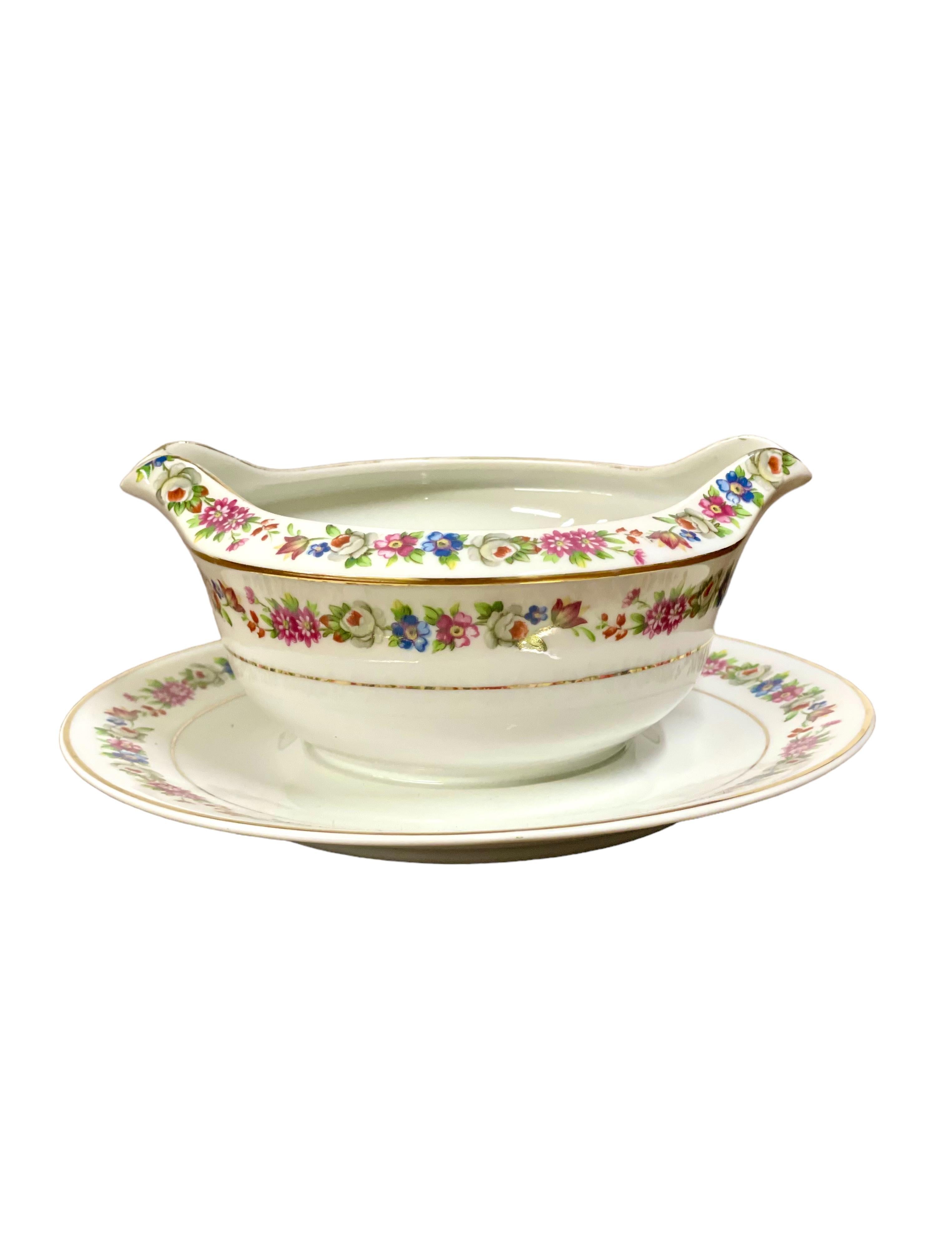 Porcelaine Service de table en porcelaine de Limoges par Raynaud & Cie en vente