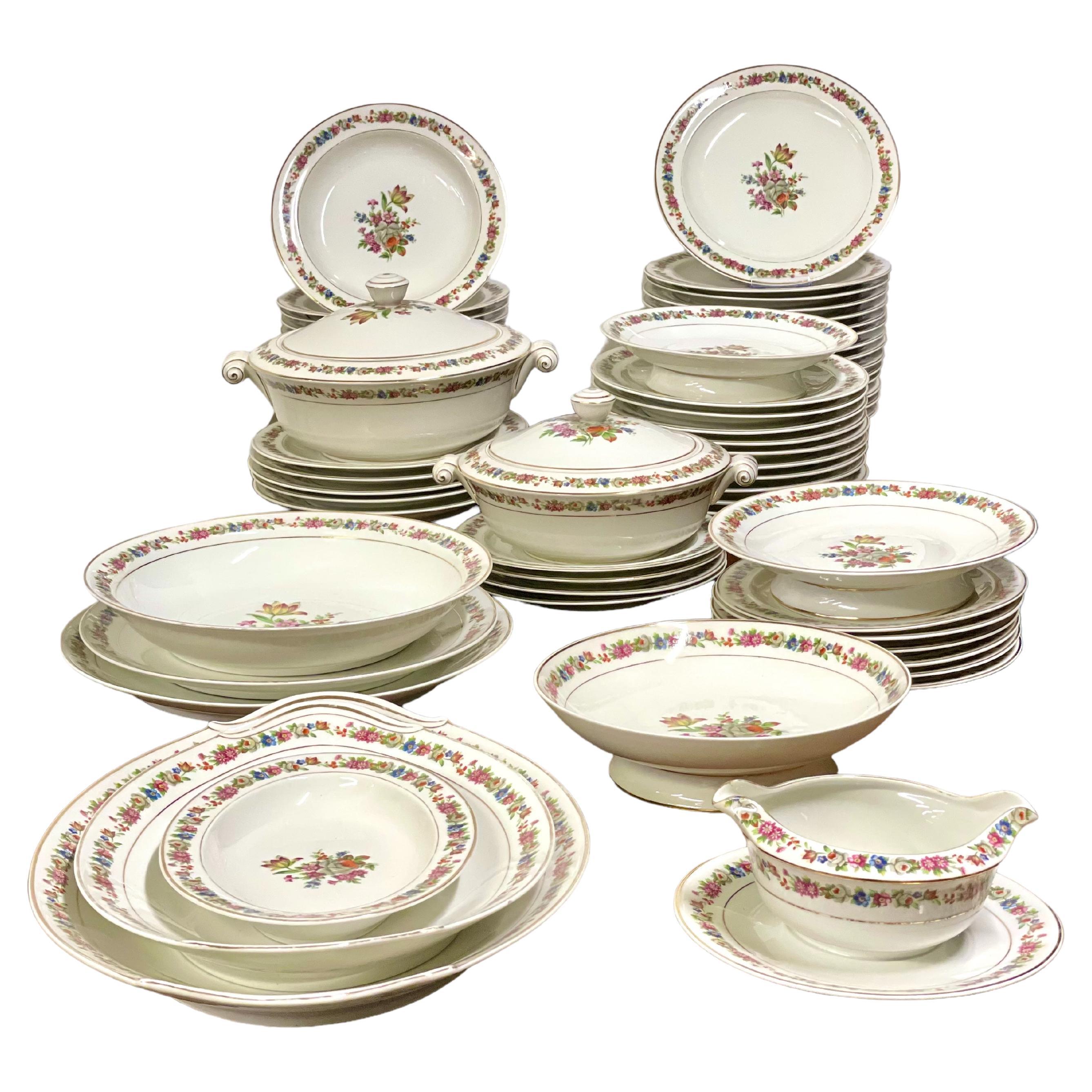 Dinner Service in Limoges Porcelain by Raynaud & Cie For Sale