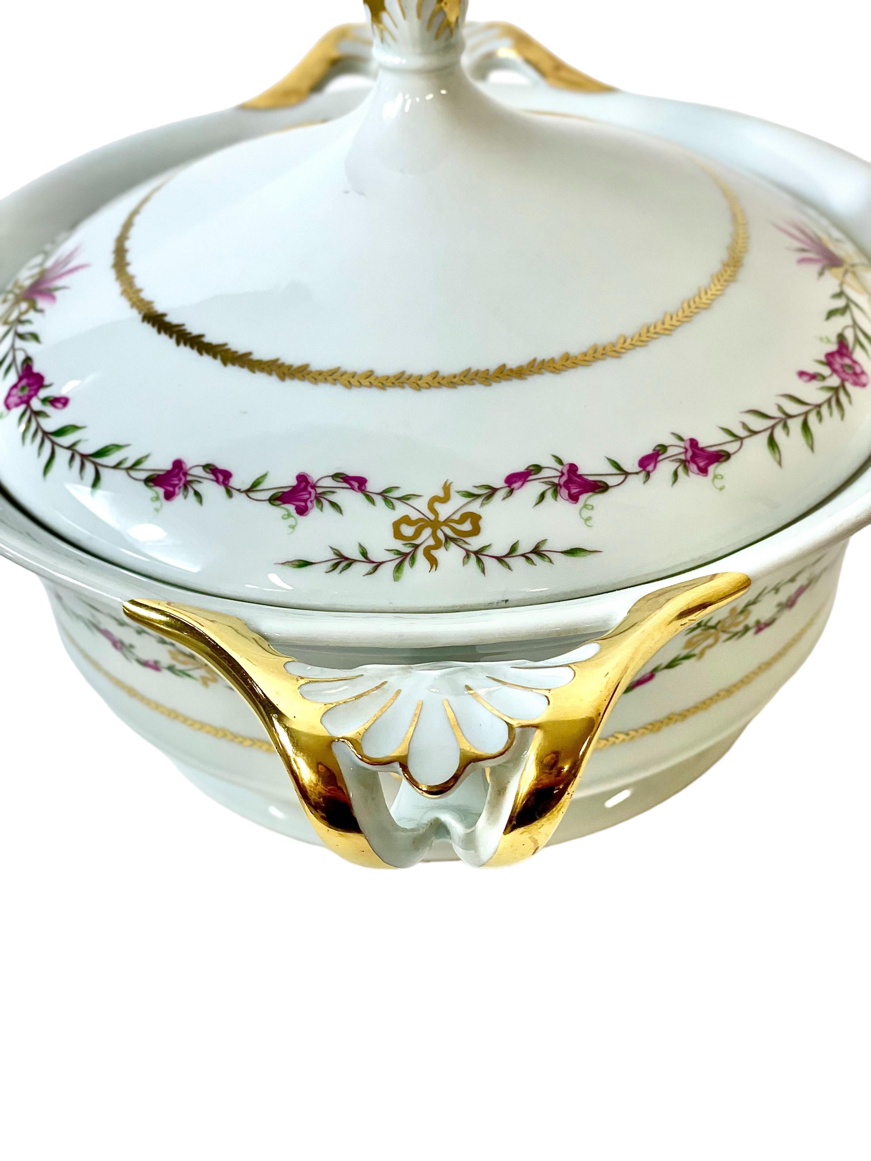 Vajilla de 65 Piezas en Porcelana de Limoges, de Raynaud Francés