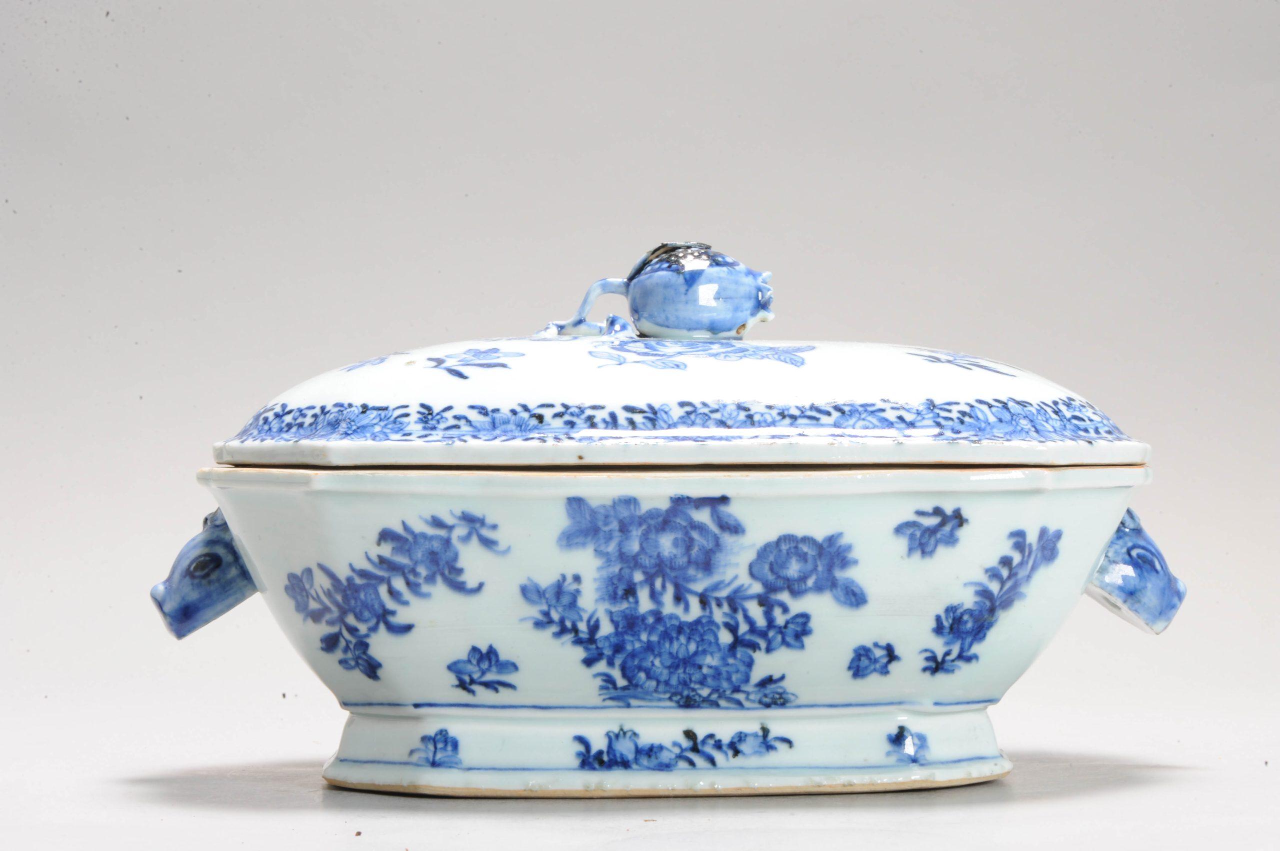 DINNER set de porcelaine chinoise ancienne de la période Kangxi/Yongzheng 18C, bleu et blanc en vente 6